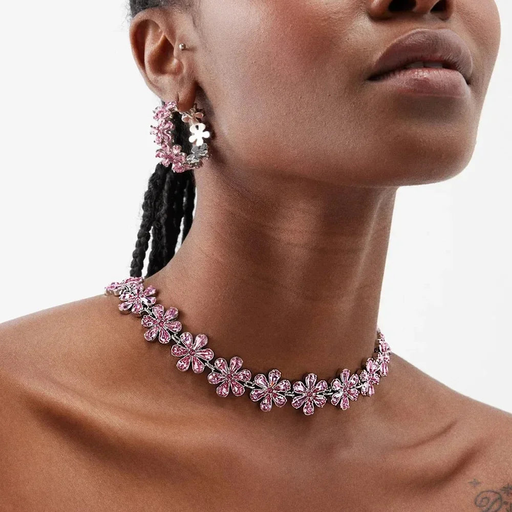 Fashion Pink Crystal Flowers Choker Necklace Statement Accessories Fashion Women Rhinestone Collar Necklace Clavicle Jewelry INS