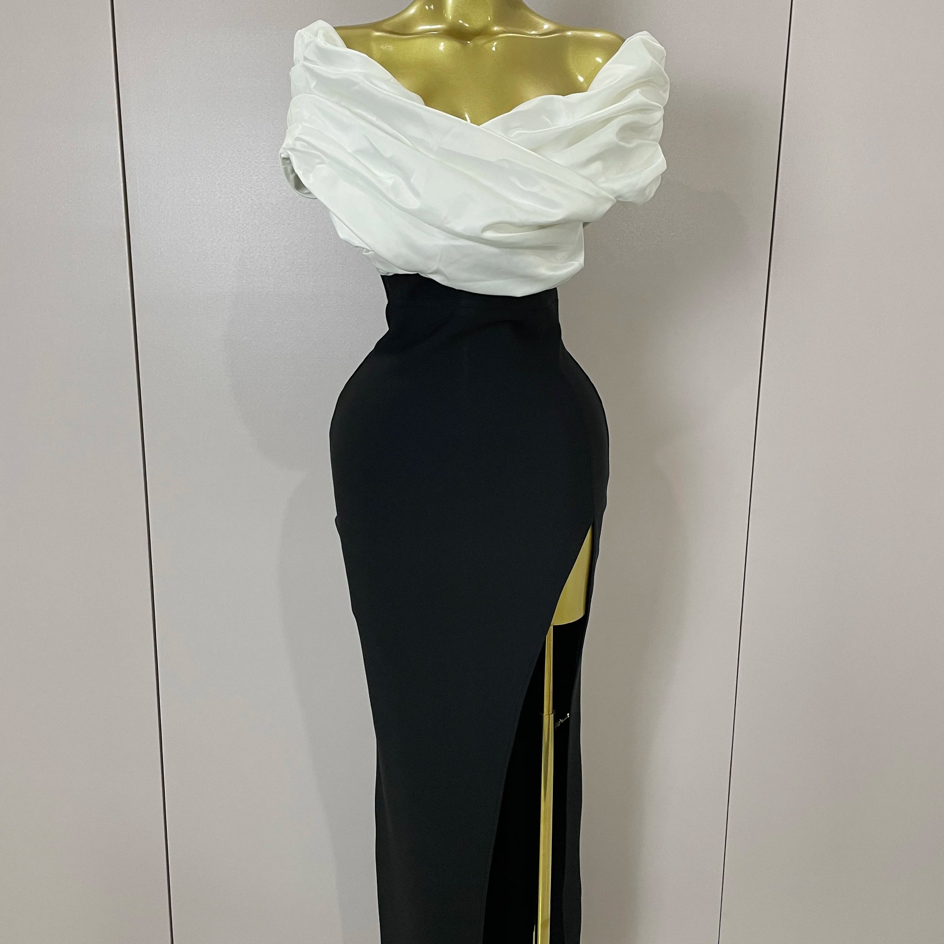 Sexy Off-Shoulder Side Slit Solid Color Pleat Skirt Strapless Bandage 2025 Women Evening Luxury Birthday Formal Party Dress WHITE