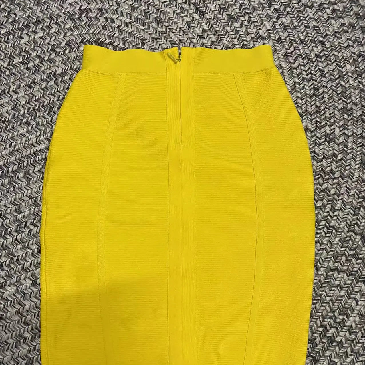 Yellow Color Women Sexy Bodycon Mini Skirt Rayon Bandage Fashion Nightclub Party Wear Celebrate Skirts High Quality