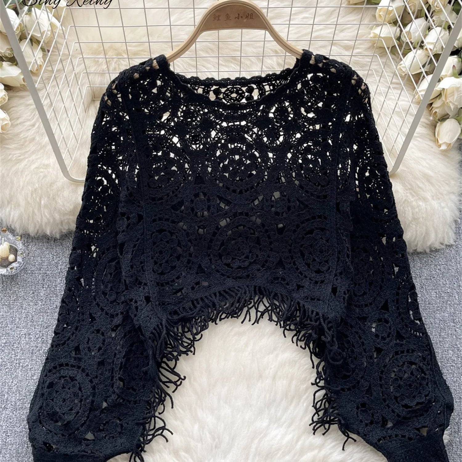SINGREINY Autumn Casual Loose Knitting Top O Neck Hook Flower Hollow Long Sleeved Tassel Design Fashion French Vintage Blouse black One Size