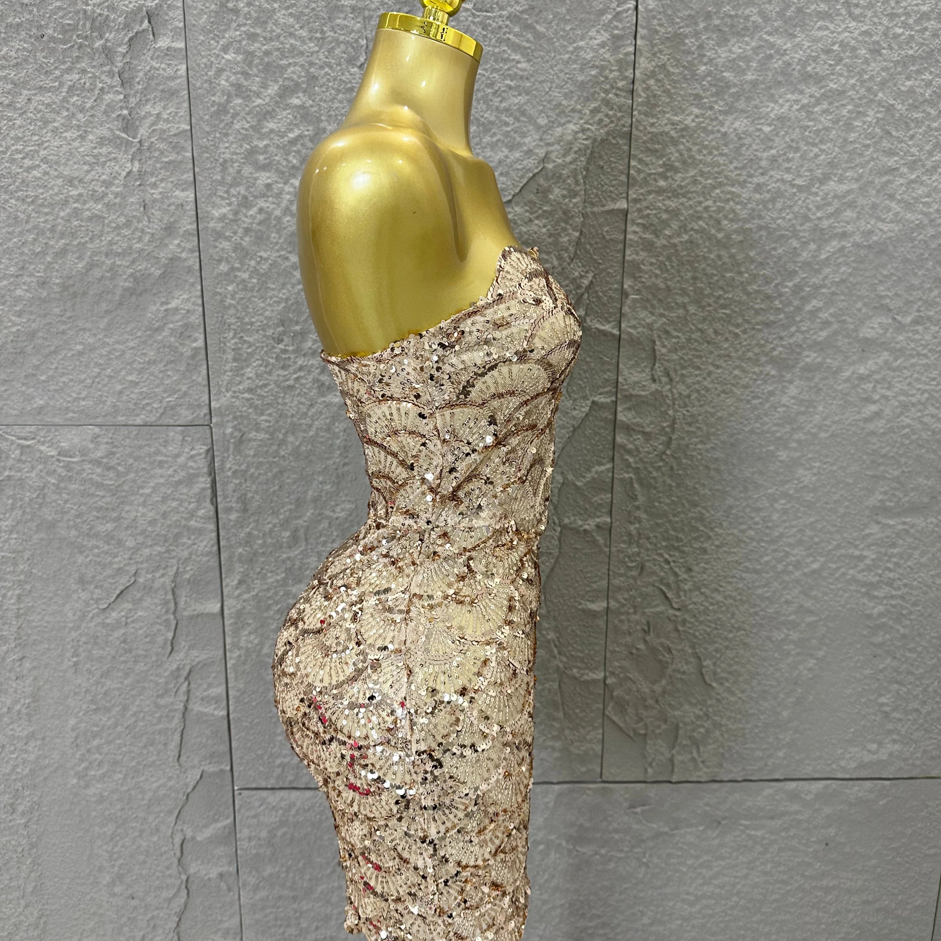 Elegant Silver Champagne Gold Strapless Mini Dress Women Sexy Sequin Form-Fitting Evening Party Nightclub Cocktail Party Costume