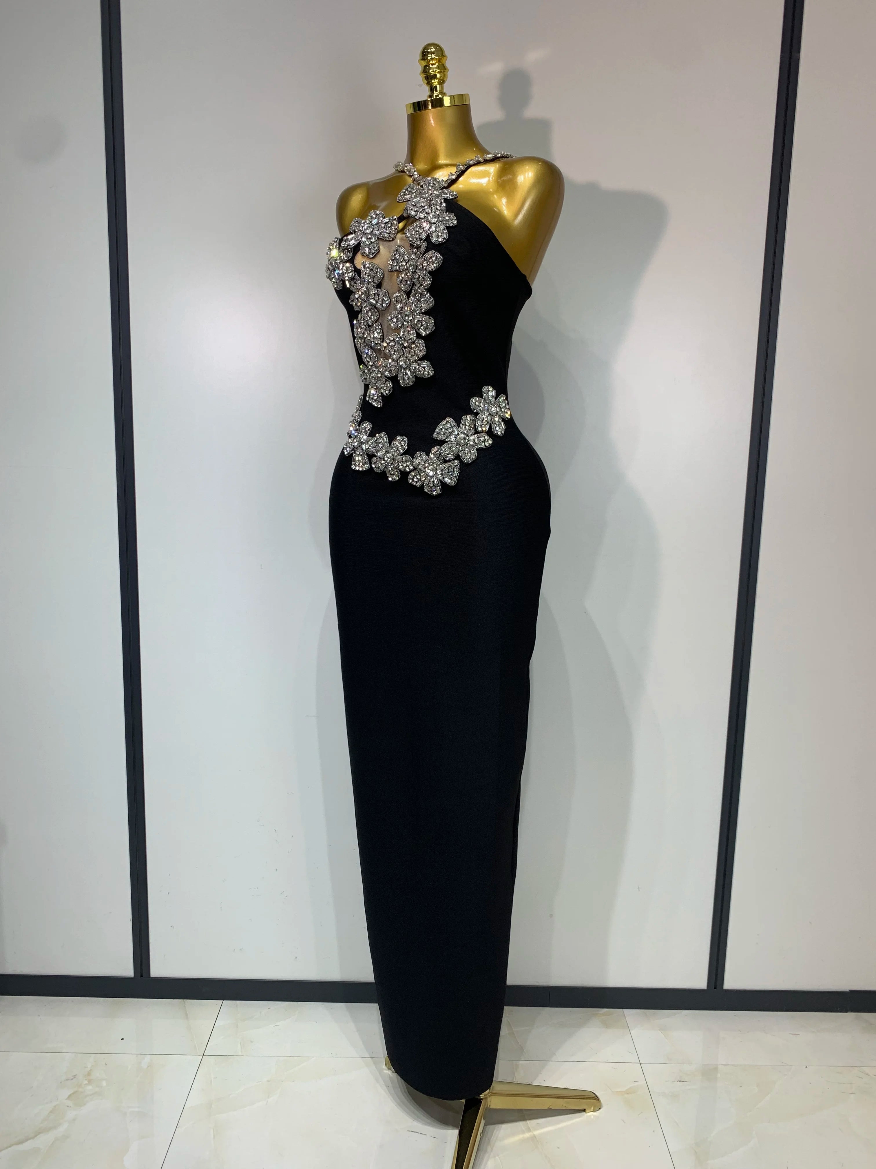 Women Sexy Shining Beading White Maxi Long Bodycon Bandage Dresses Celebrity Birthday Evening Party Elegant Knitted Clothing
