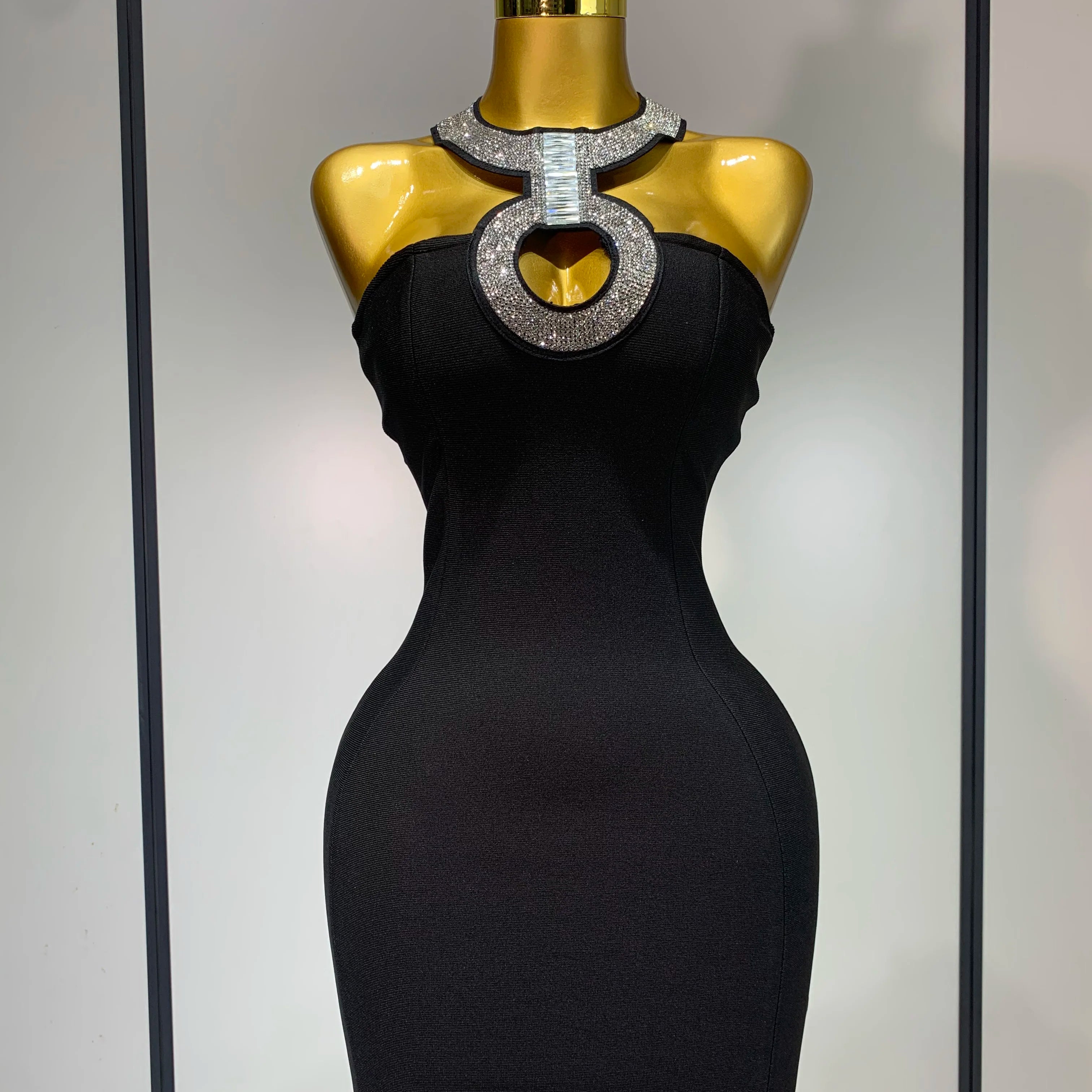 Women Sexy Backless Diamonds Sparkly Black Bodycon Bandage Dress 2025 Elegant Evening Club Luxury Birthday Party Dresses black