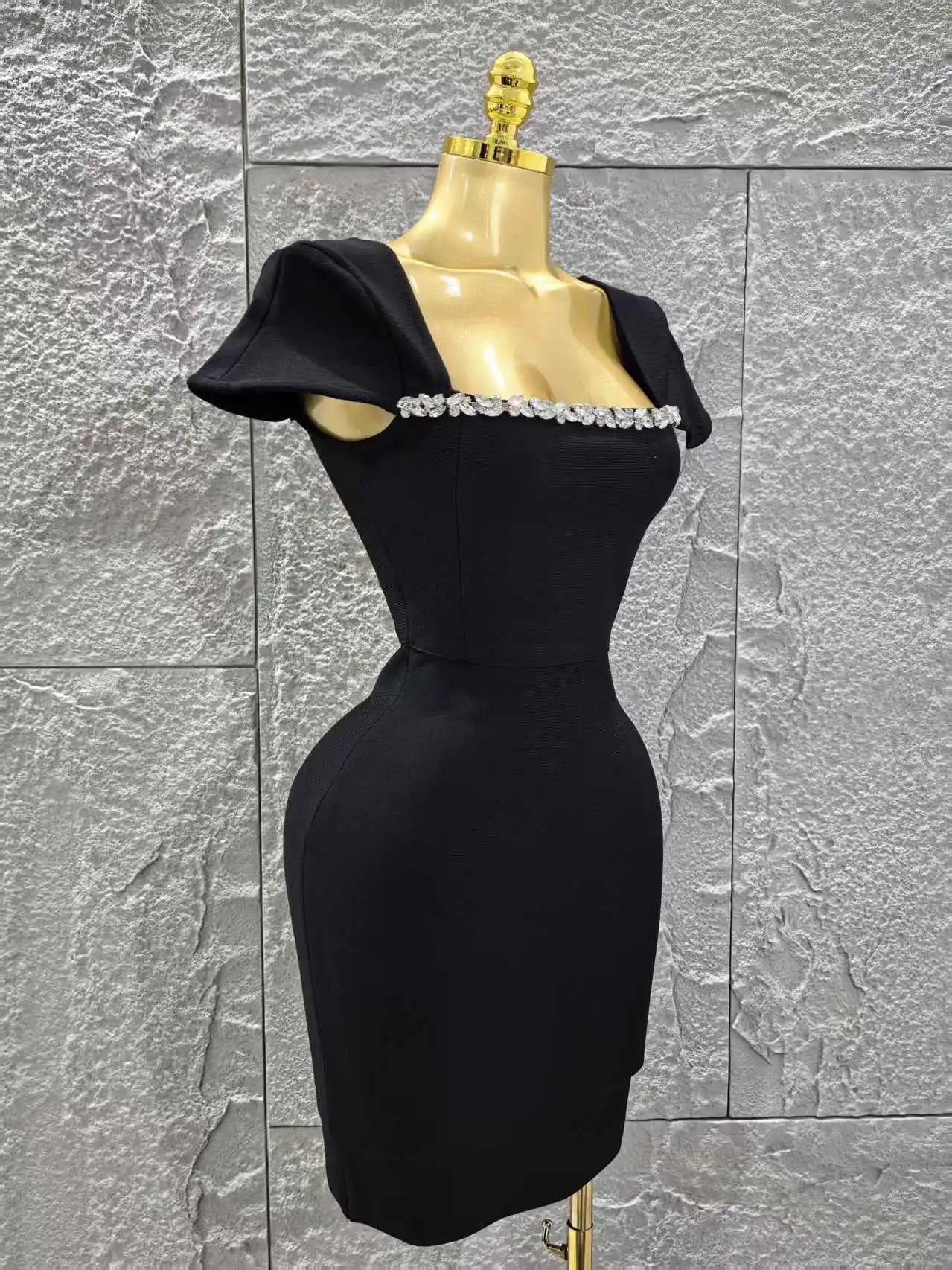 Black Red Color Women Sexy Short Sleeve Square Collar Bodycon Mini Bandage Dress Nightclub Party Celebrate Birthday Fashion Wear