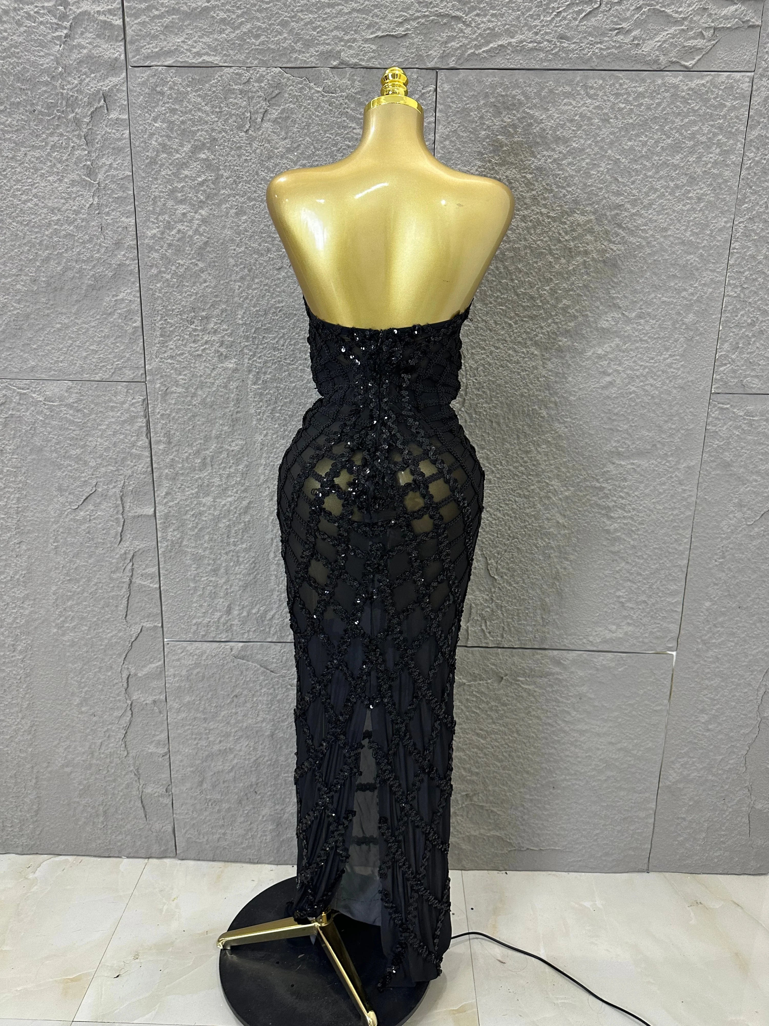 Elegant Sequined Sheer Mesh Maxi Dress Women Sexy Strapless 3D Grid Embellished Bodycon Mermaid Outfit Stage Performance Costume