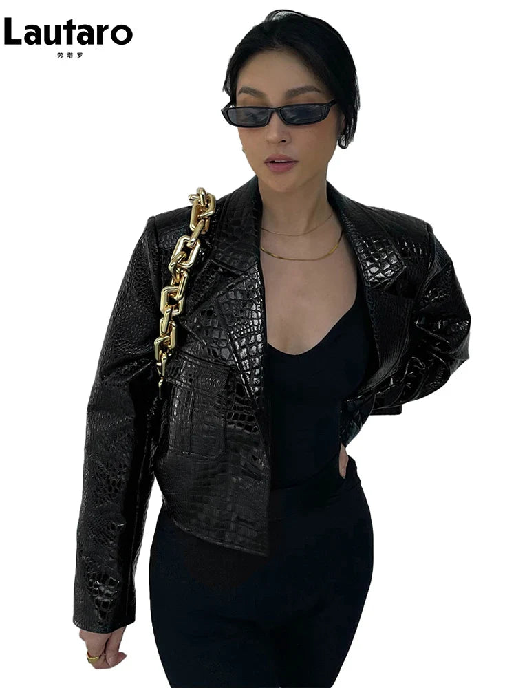 Spring Autumn Short Cool Stylish Shiny Reflective Crocodile Print Patent Pu Leather Jacket Women Runway Fashion 2023