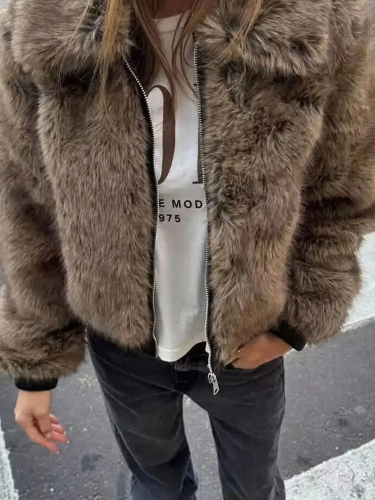 Women's Winter Coat Faux Fur Lapel Long Sleeves Loose Zipper Jackets Lady Pockets High Street Chic Warm Woman Outerwear