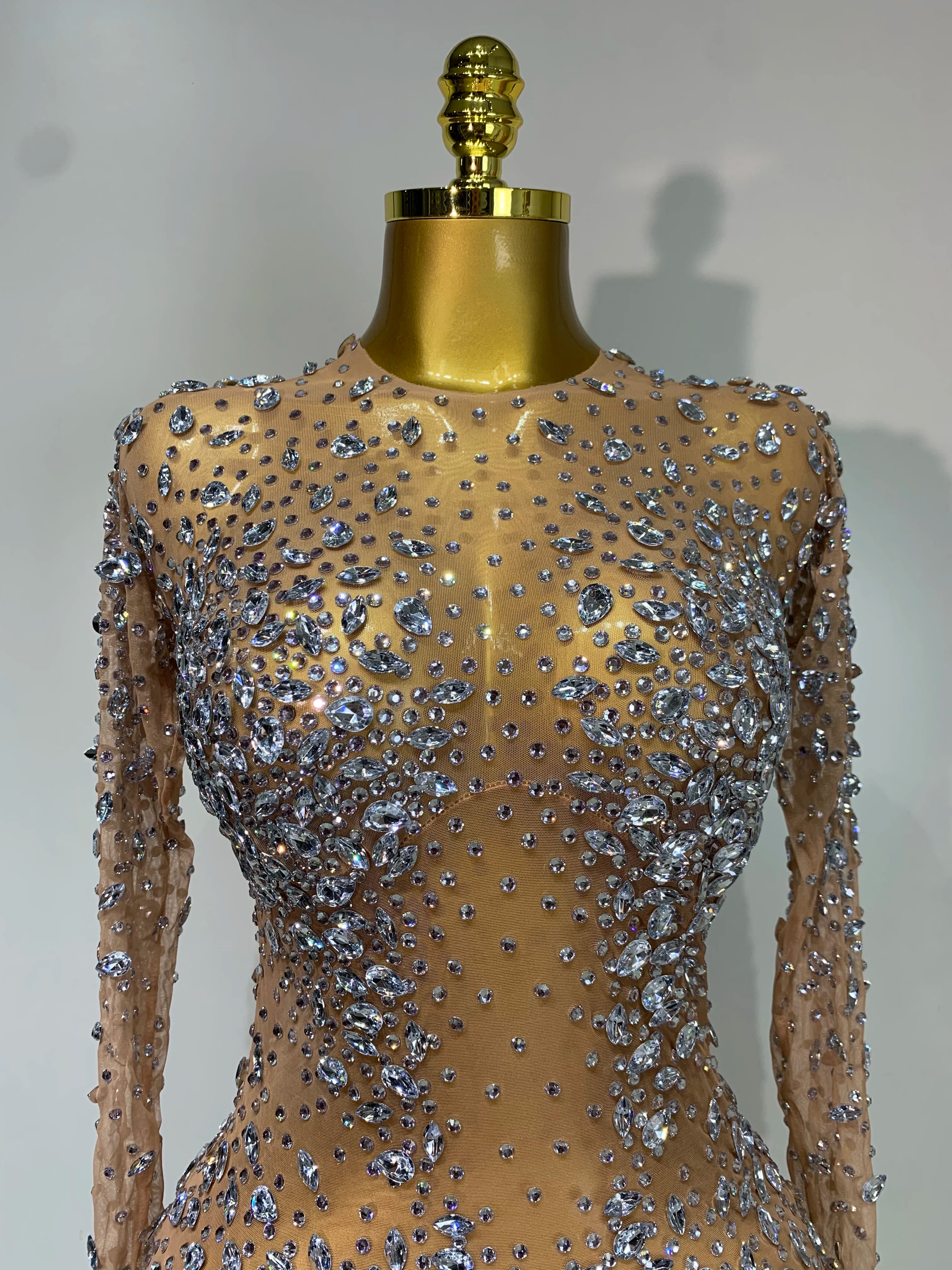 Women Sexy Long Sleeve Bodycon Dress Luxury Birthday Evening Party Glitter Rhinestones Mesh See Through Prom Gown Stage Outfit