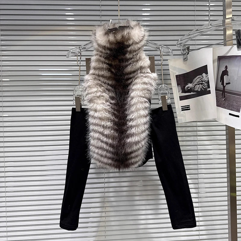 Winter New Fashion Gradient Furry Patchwork Off-Shoulder T-Shirt For Women Versatile Slim Fit Tops Female 11A07698 Black One Size