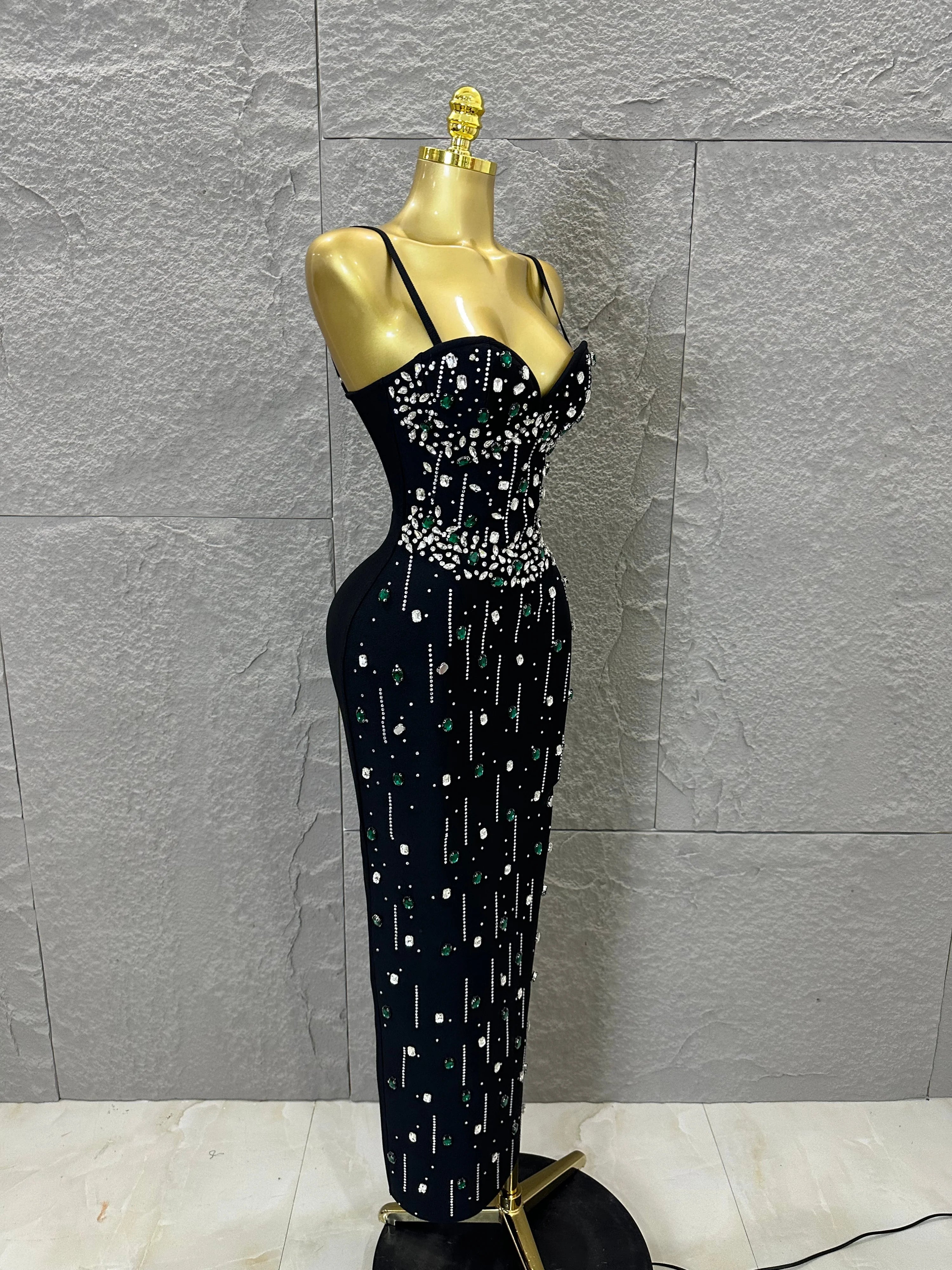 Sophisticated Black Bandage Midi Dress Women Spaghetti Strap Sweetheart Neck Rhinestone Emerald Bodycon Evening Gown