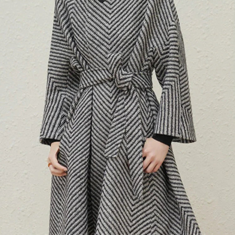 Autumn Winter Black and White Zigzag Woolen Coat Women Sashes A Line Loose Elegant Stylish Runway Korean Fashion 2022