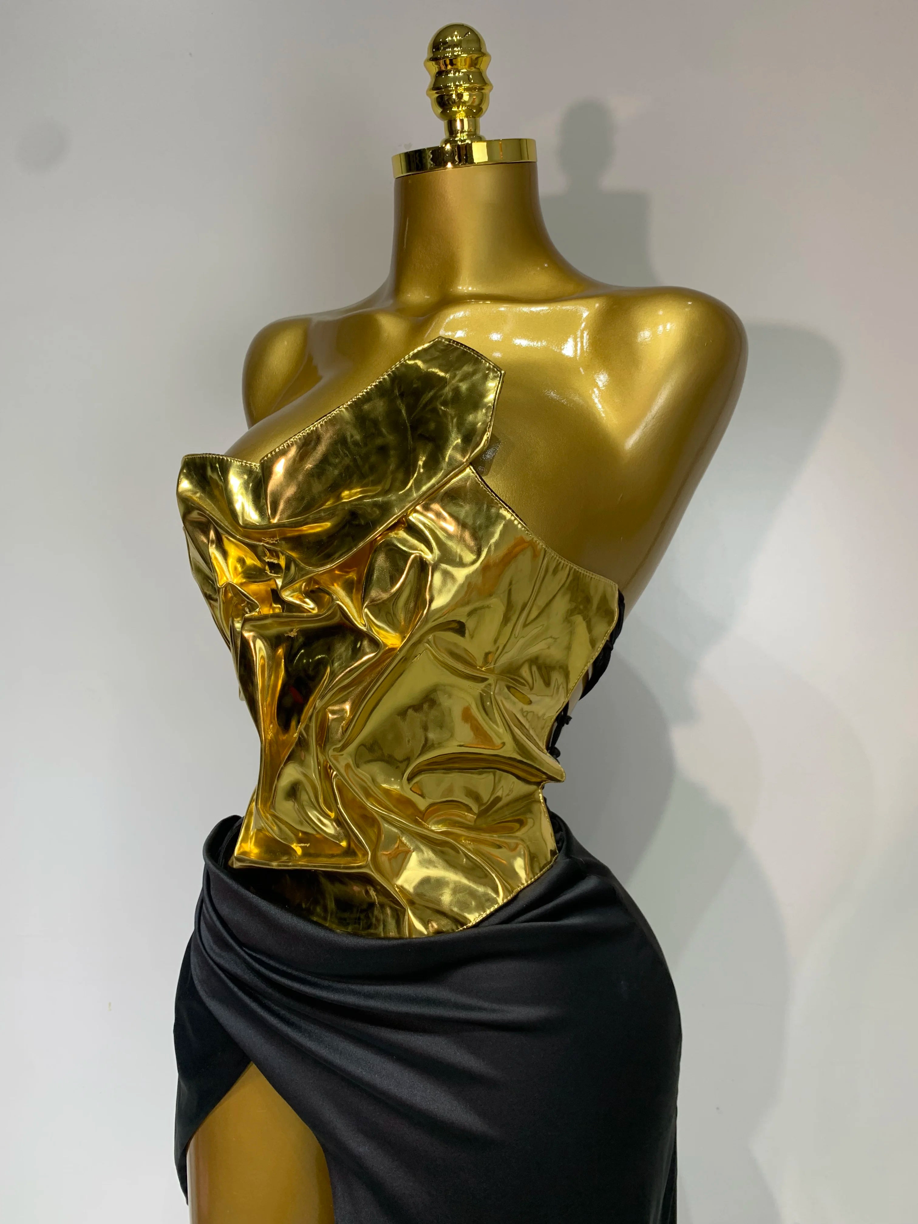 2025 Women Gold Color Sexy Laced-up Tops 2 Pieces Set Long Dress Celebrate Evening Party Celebrity Elegant Dress