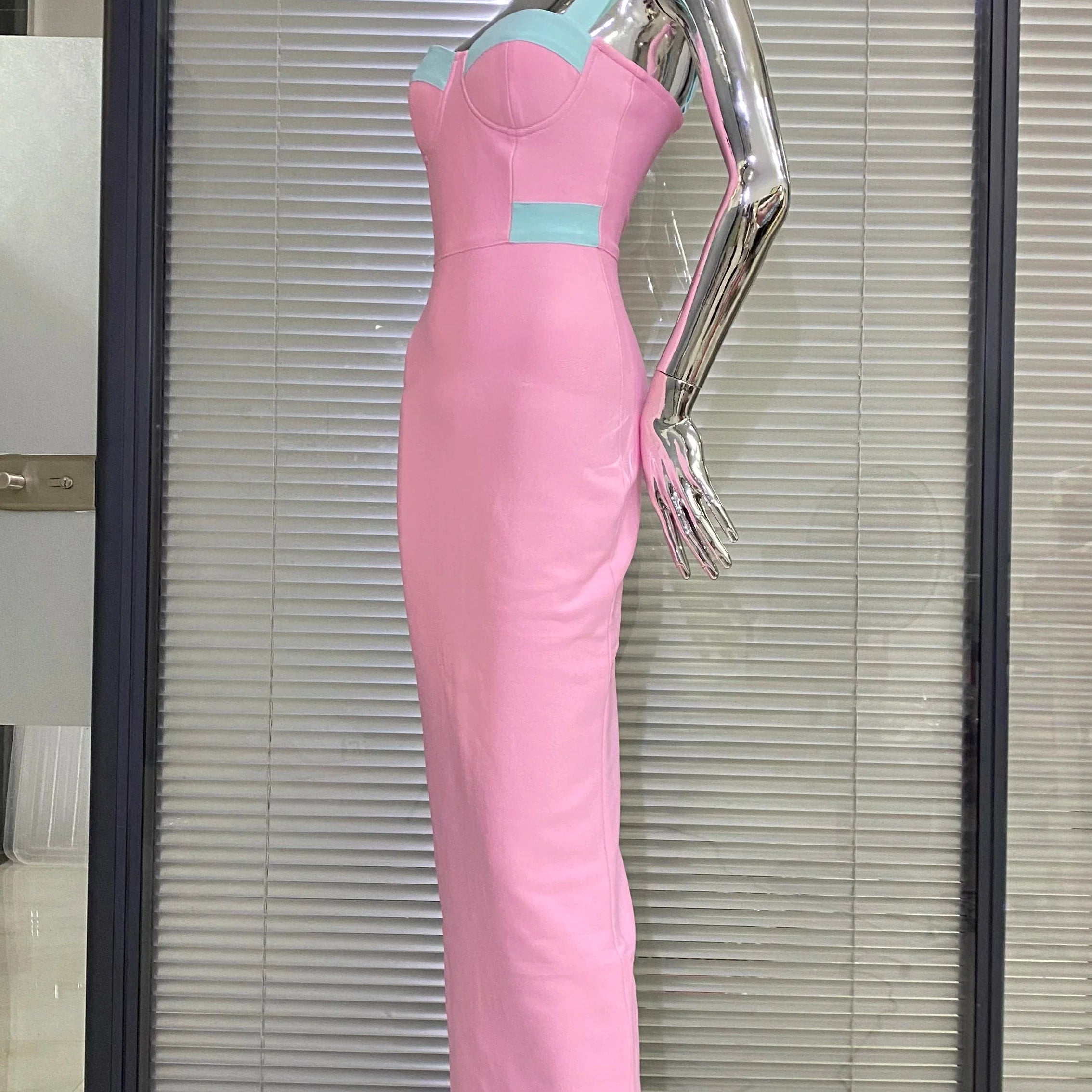 Women Sleeveless Sexy Strap Bodycon Bandage Long Dress Fashion Elegant Evening Party Celebrate Dress