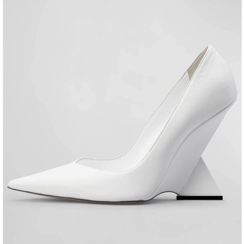 Summer New High Heels Thick Sole Thick Heel Lacquer Leather Shallow Mouth Pointed Fashion Sexy Women's Oversized Shoes