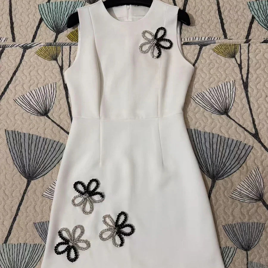 Solid Slimming Elegant Dresses for Women Round Neck Sleeveless Patchwork Bead Fashion Mini Dress Female Clothing WHITE