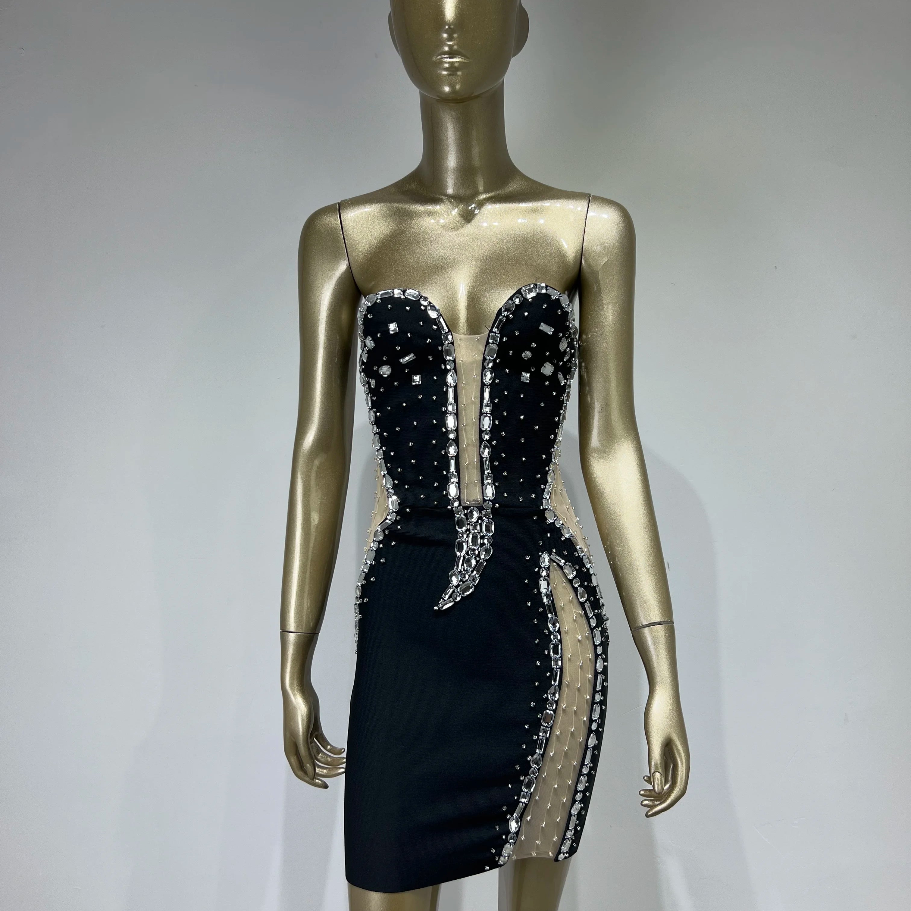 Luxury Women Summer Style Sexy Strapless Beading Diamonds Black Mini Bodycon Bandage Dress 2023 Elegant Evening Party Dress