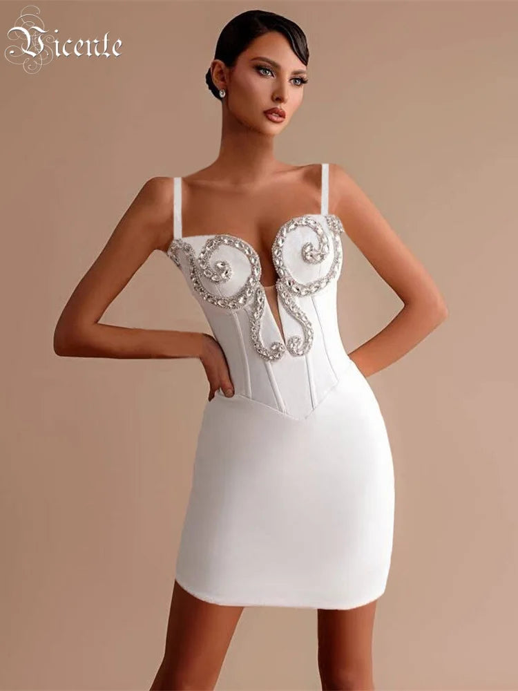 Luxurious White Strappy Sleeveless Dress with Crystal Details for Galas Evening Wedding Gown