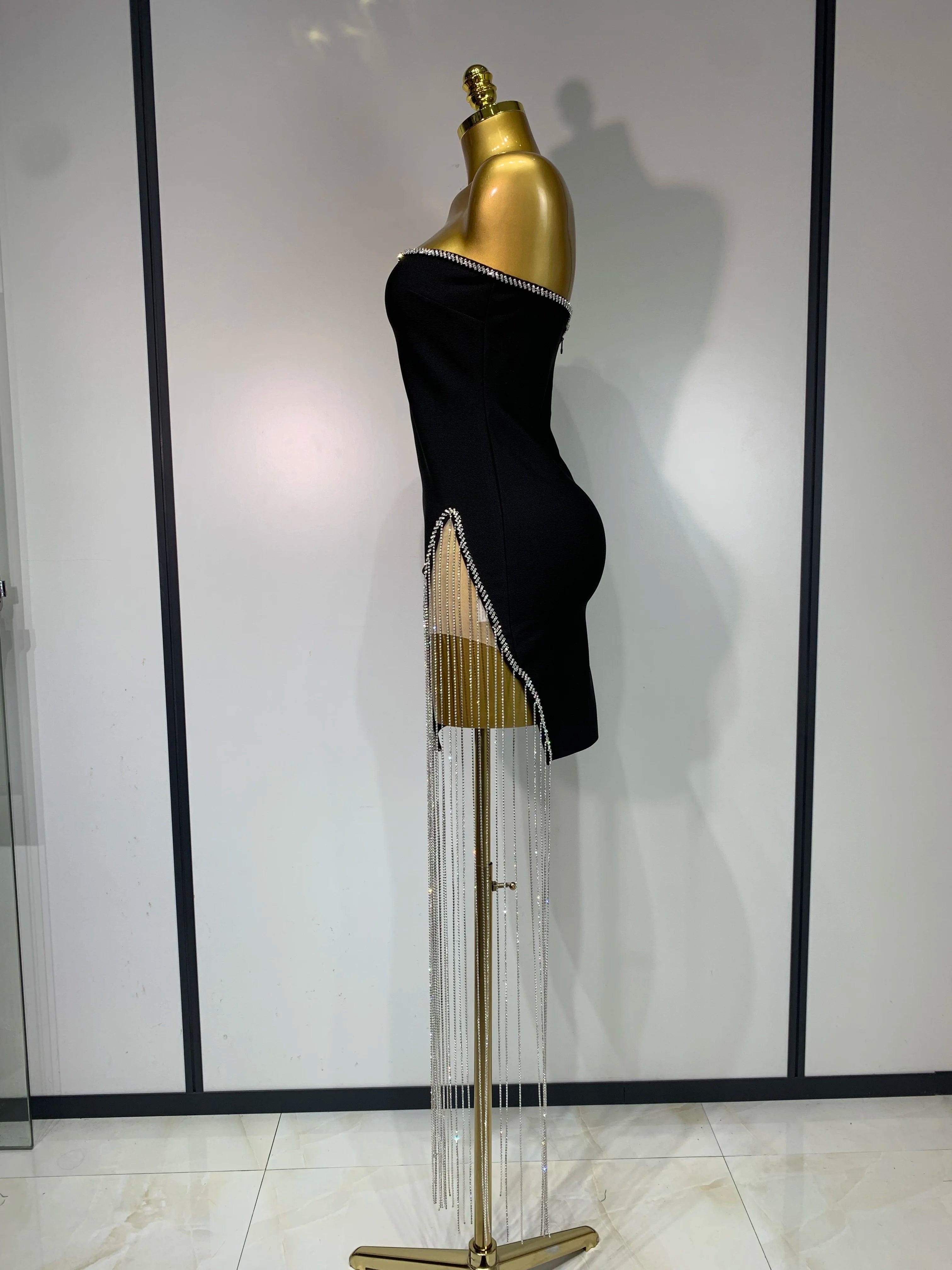 Women Celebrity Sexy Strapless Backless Black Diamond Tassels Mini Bodycon Bandage Dress 2025 Elegant Evening Club Party Dresses