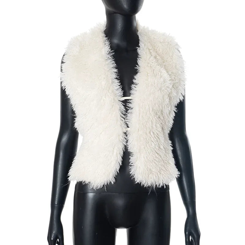 Women V-neck Sleeveless Tassel Tops Vests Coats 2025 Winter Fur Collar Halter Backless Keep Warm Wool Jackets Outcoat White