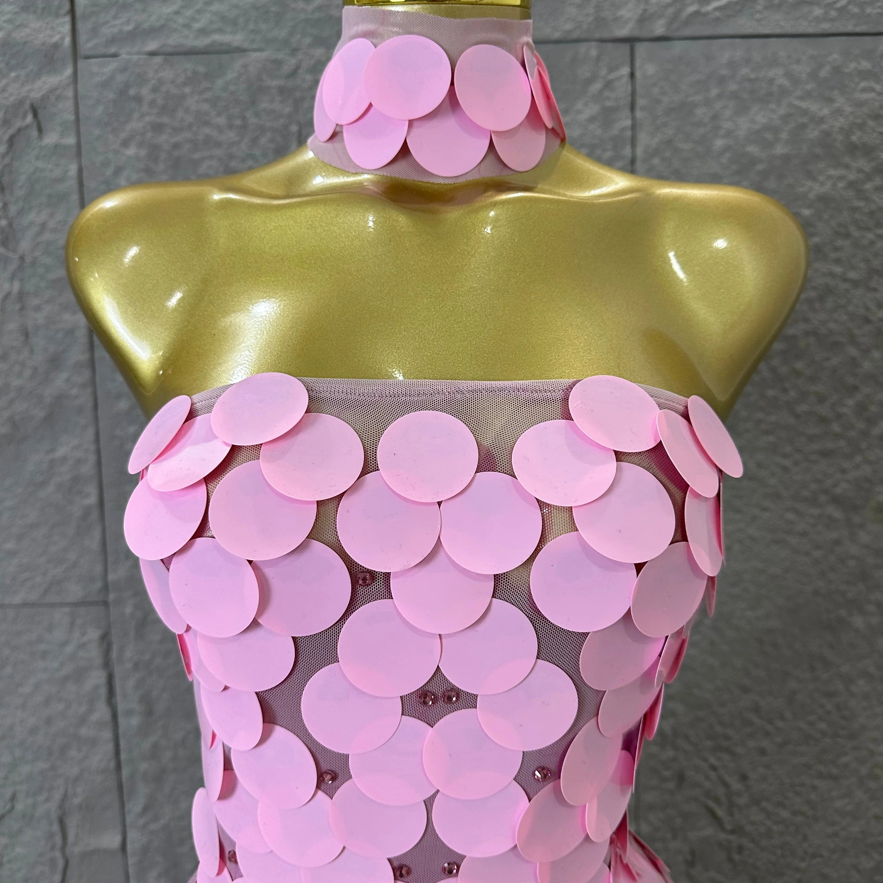 Sexy Pink Halter Neck Slim-fit Maxi Dress Women Pink Disc Pearl Mermaid Outfit Wedding Guest Evening Party Nightclub Costume
