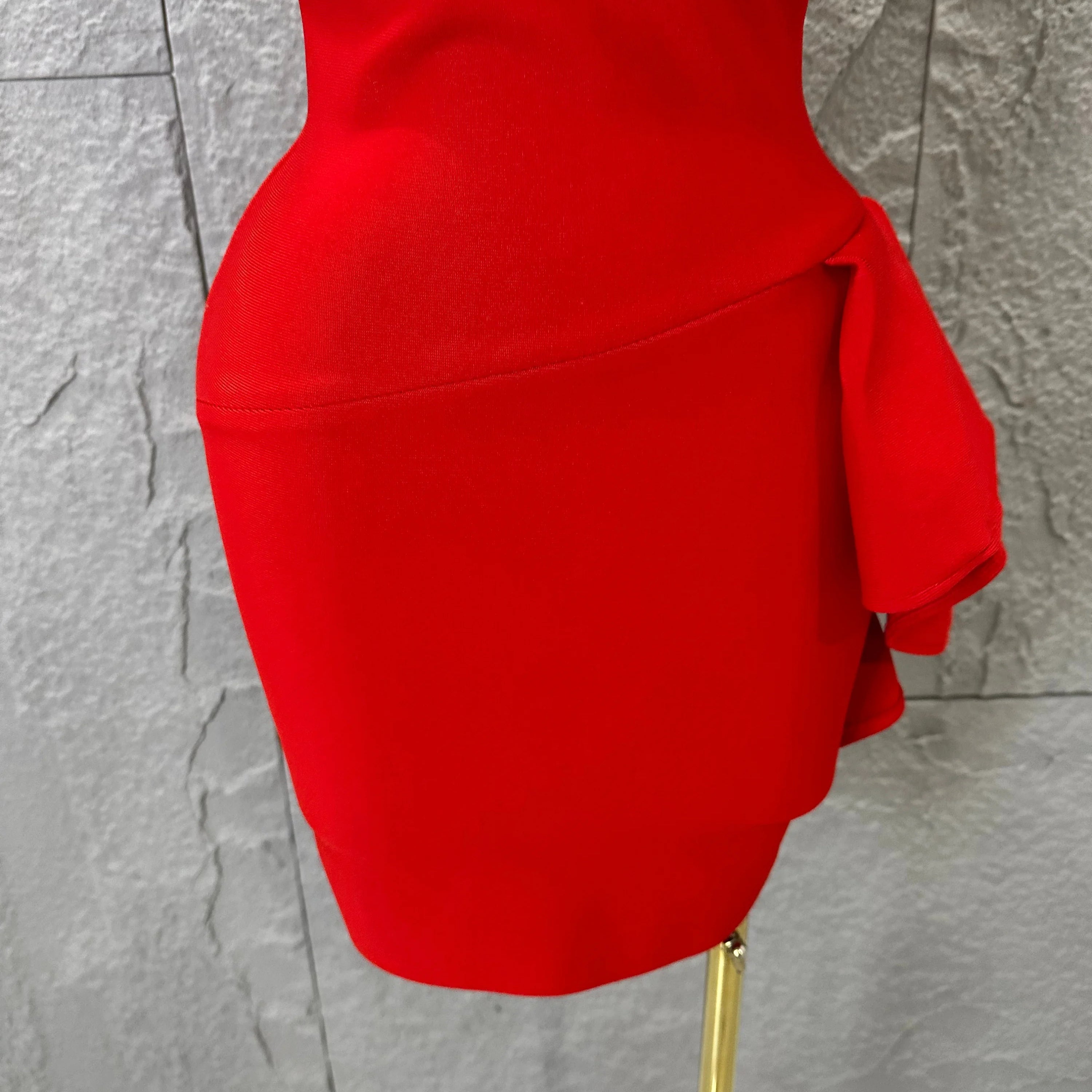 Elegant Black Red Off-Shoulder Mini Dress Women Sexy Crystal Embellished Ruffle Waist Bodycon Outfit Formal Event Party Costume