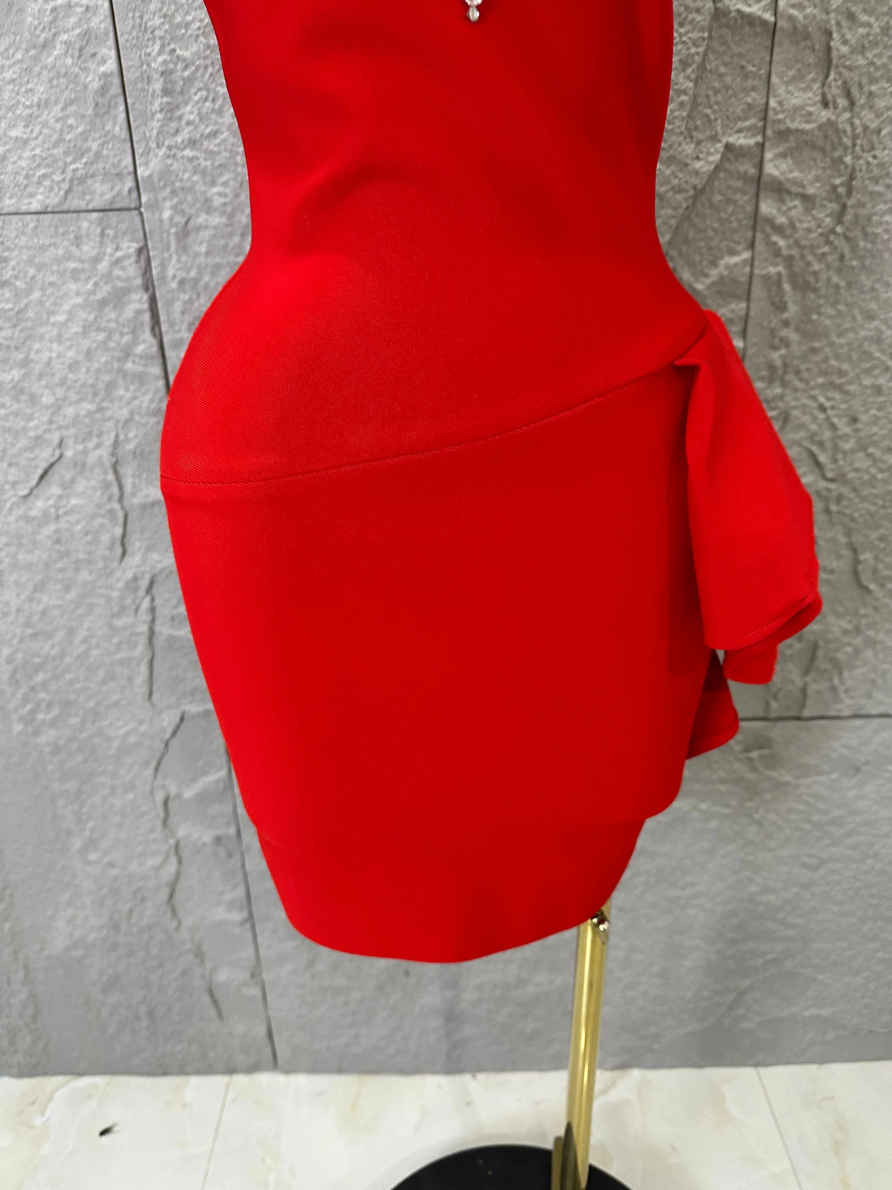 Elegant Black Red Off-Shoulder Mini Dress Women Sexy Crystal Embellished Ruffle Waist Bodycon Outfit Formal Event Party Costume