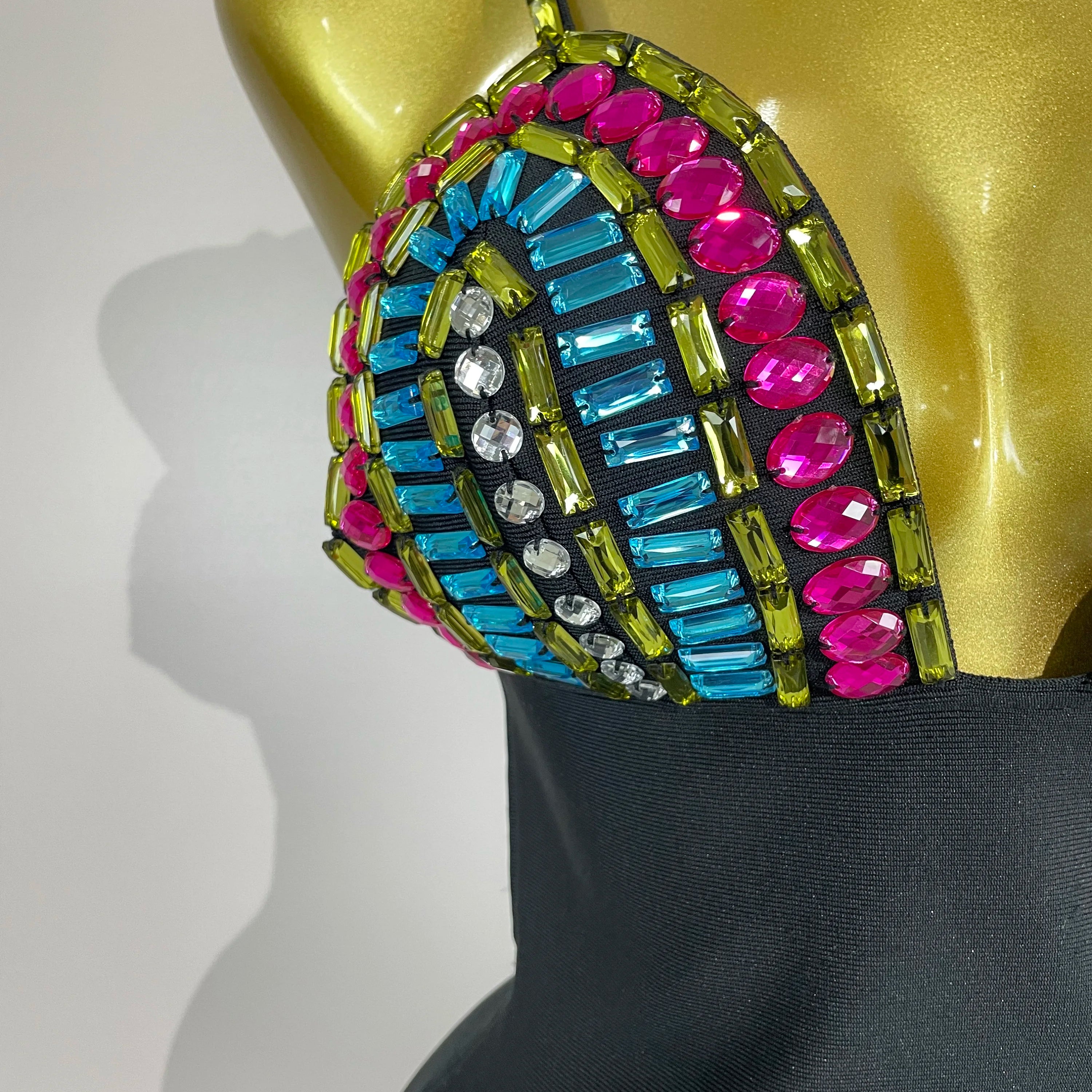 2025 Sparkly Colorful Diamonds V Neck Black Bodycon Bandage Dress Celebrity Elegant Evening Club Party Luxury Birthday Dresses