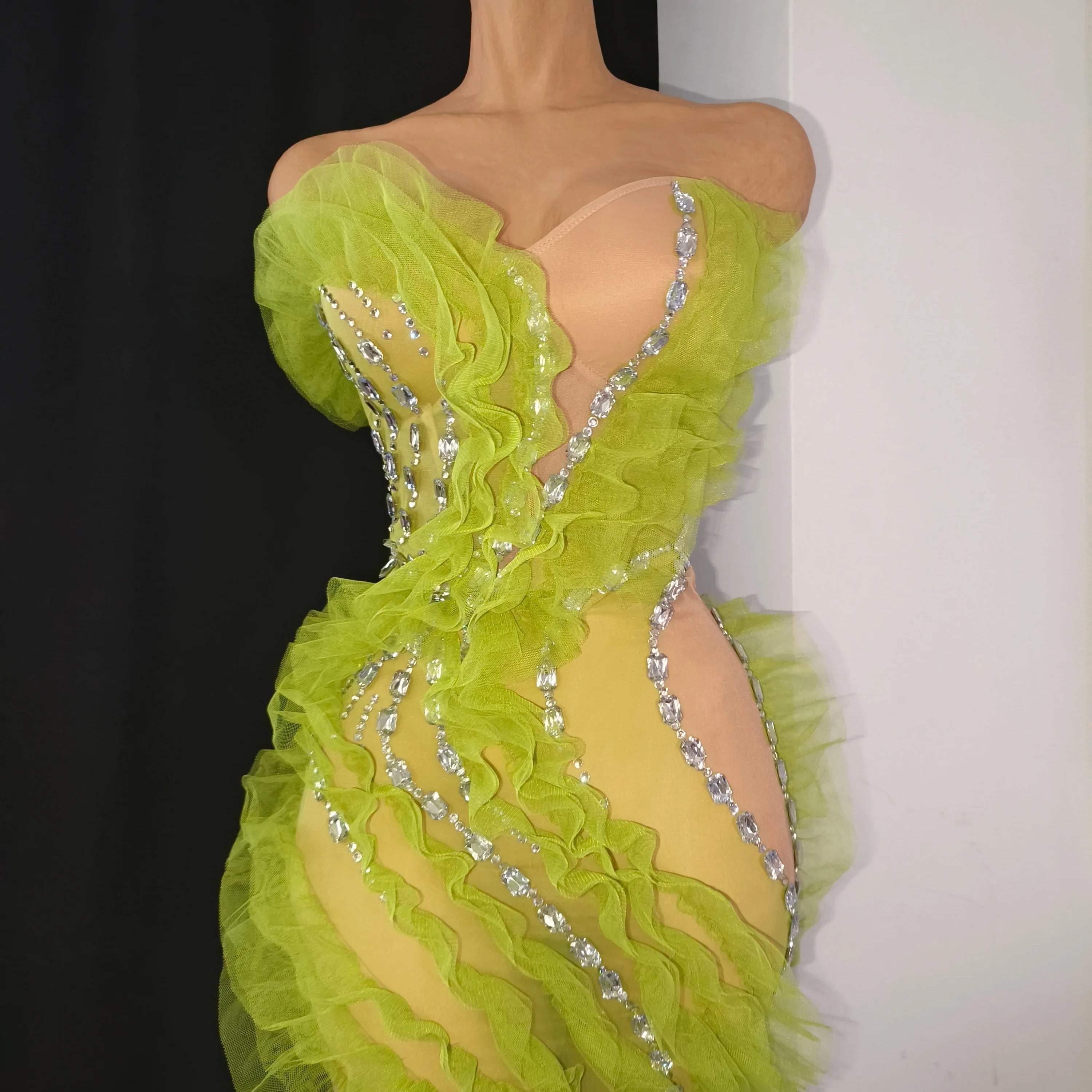 Luxury Green Sheer Mesh Ruffle Dress Neck Crystal Rhinestone Trim Cut Out Slim Fit Evening Wedding Guest Cocktail Party Dress