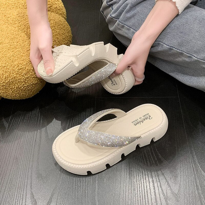 Thick Platform Shiny Crystal Flip Flops Women Summer 2024 Soft Bottom Beach Sandals Shoes Woman Fashion Clip Toe Clogs Slippers