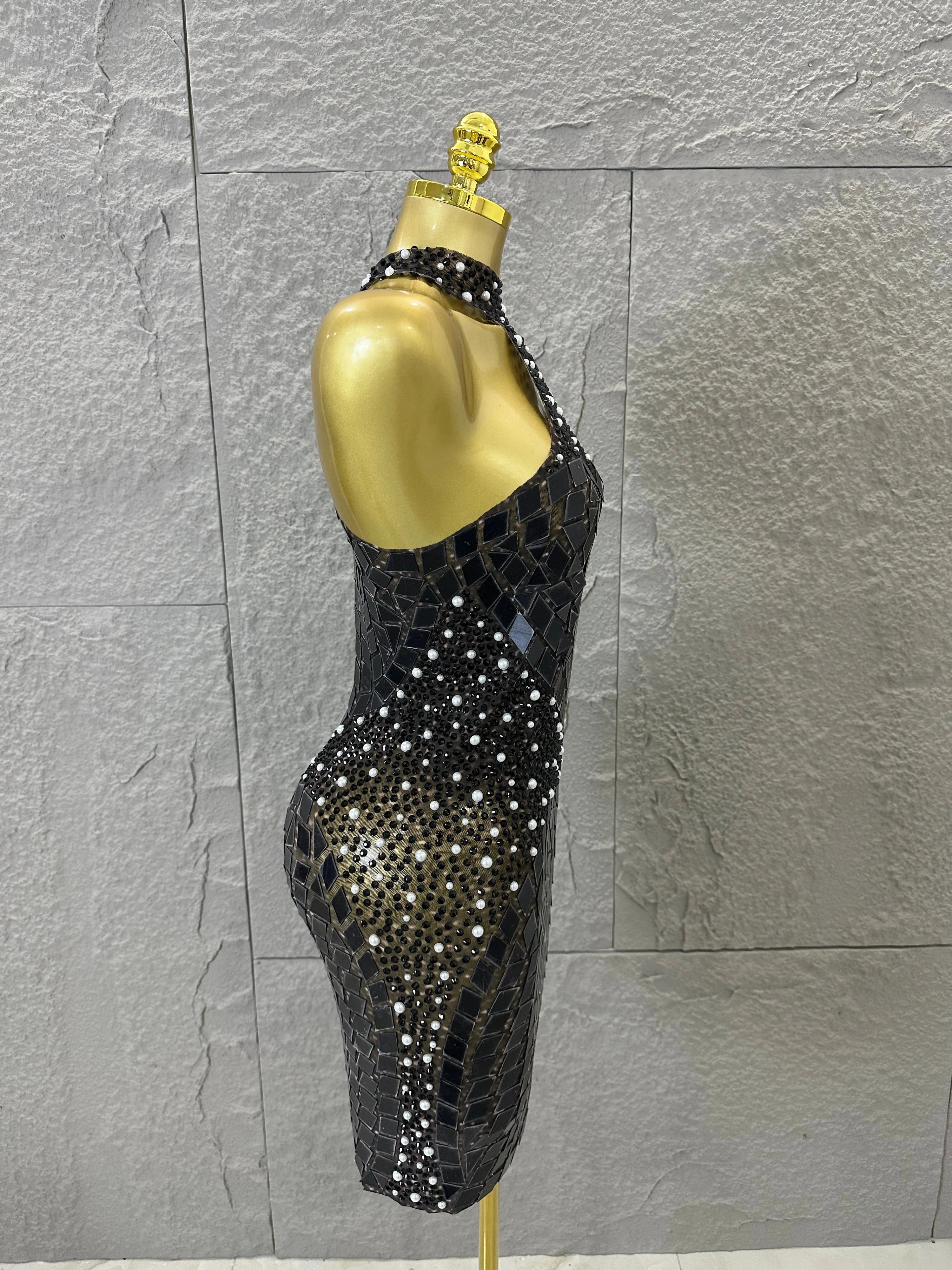 Luxury Black Gold Red Halter Neck Bandage Mini Dress Diamond Mirror Pearl Embellished Bodycon Formal Evening Gown