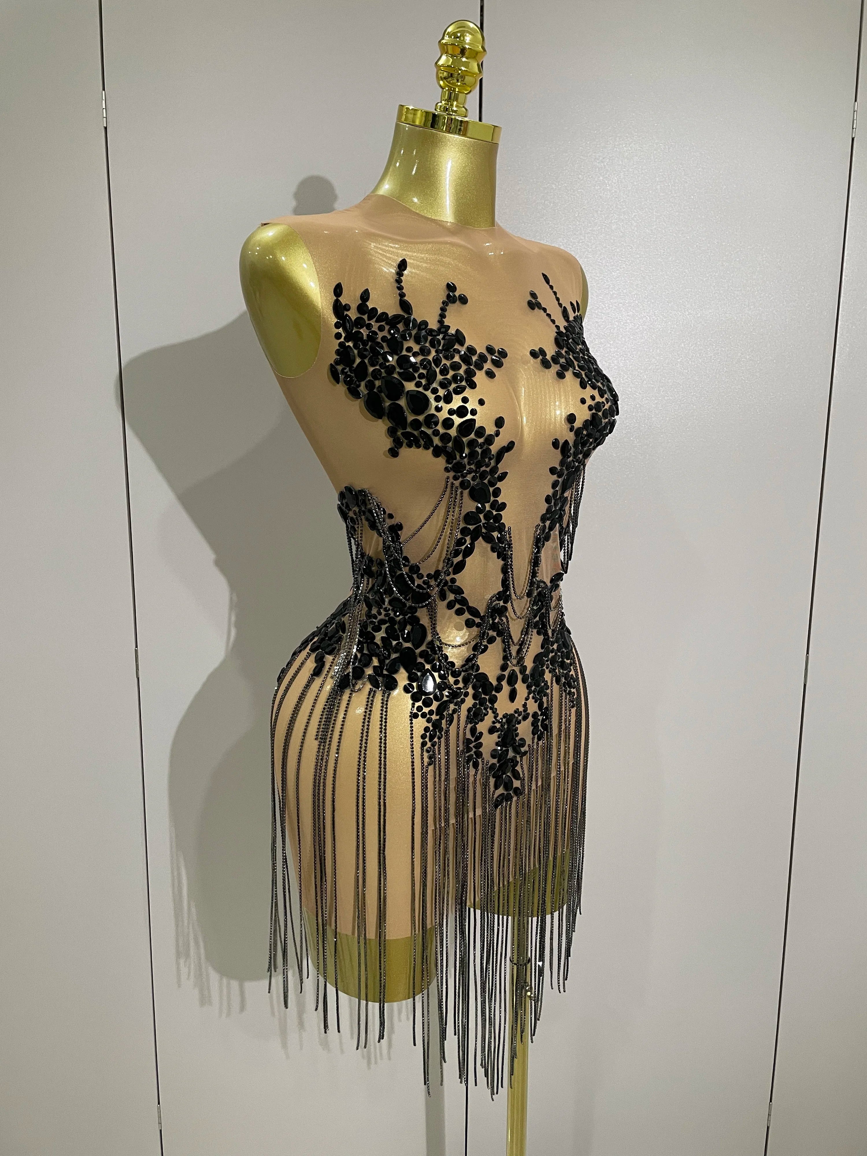 Luxury Sparkly Rhinestones Chain Sleeveless Mini Dress 2025 Women Sexy Performance Dance Nightclub Outfit Birthday Party Dress