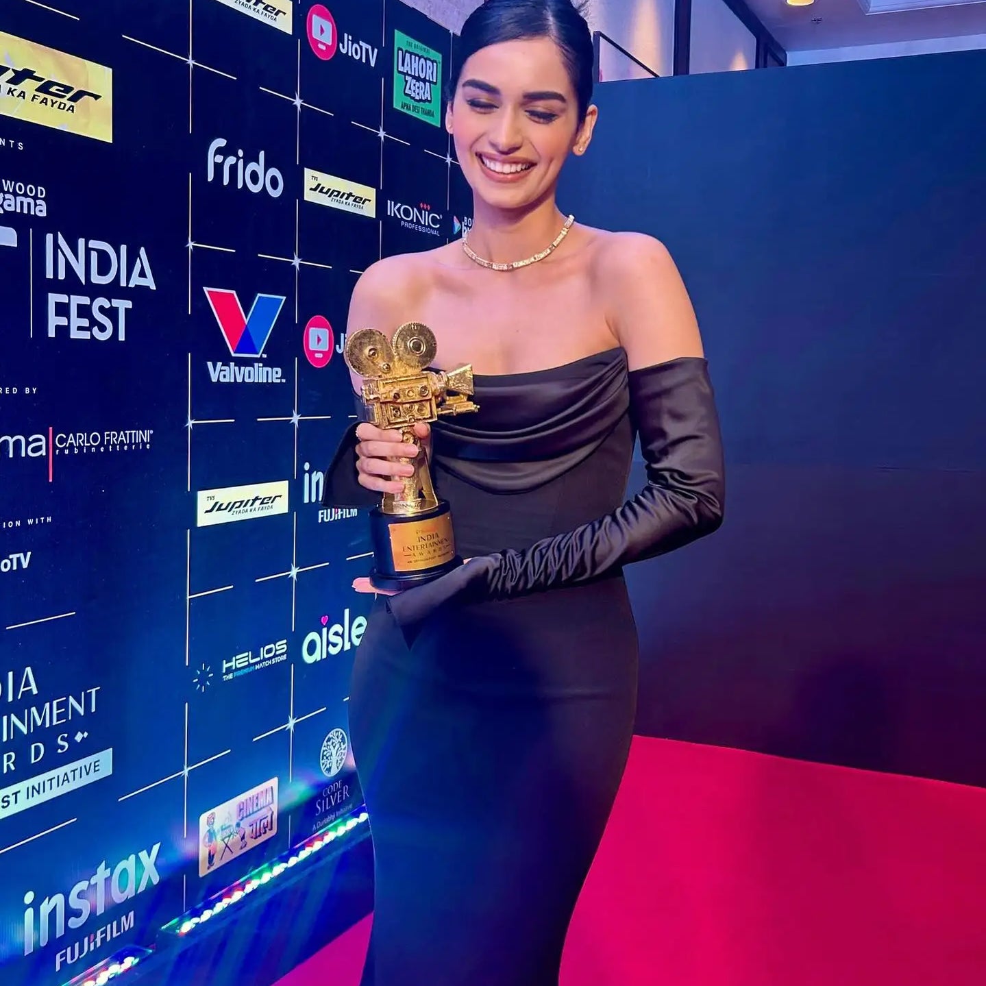 Sexy Off The Shoulder Long Sleeve Strapless Floor Length Dress Elegant Woman Wedding Party Vestido Celebrity Party