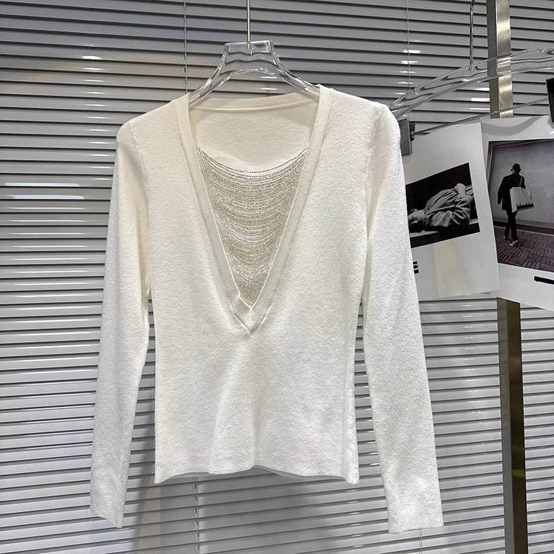 Winter New Fashion V-Neck Beaded Diamond Chain Design Knitted Sweater For Women Versatile Solid Color Top 11A07524 White One Size