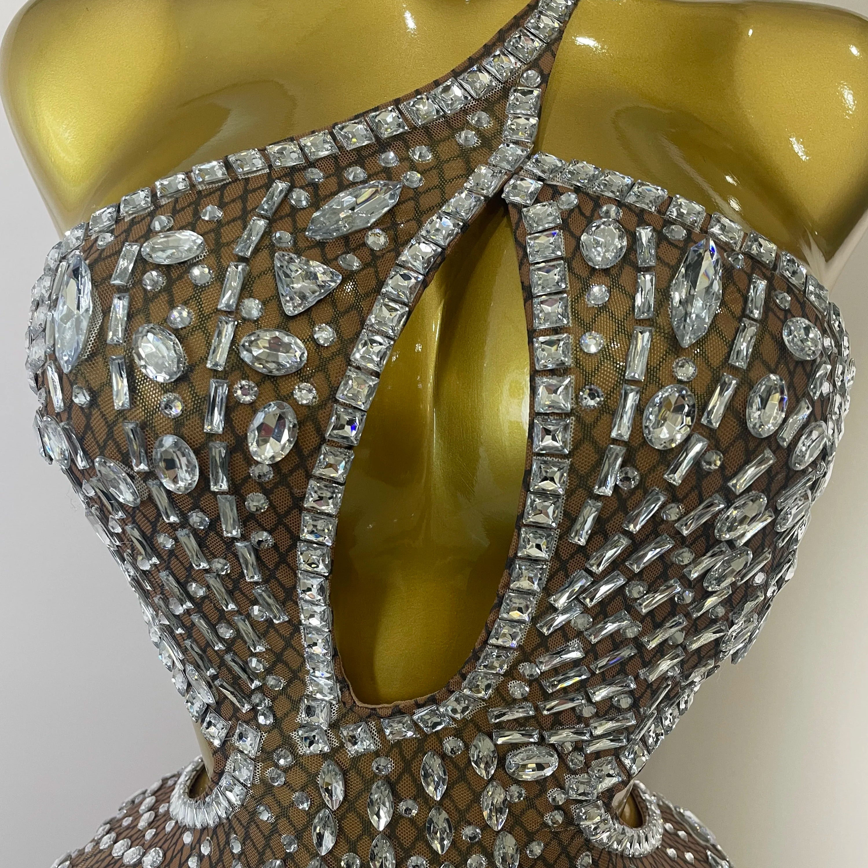 Stock Women Sparkly Big Crystal Sexy Off the Shoulder Mesh See Through Mini Dress Nightclub Party Celebrate Birthday Dress