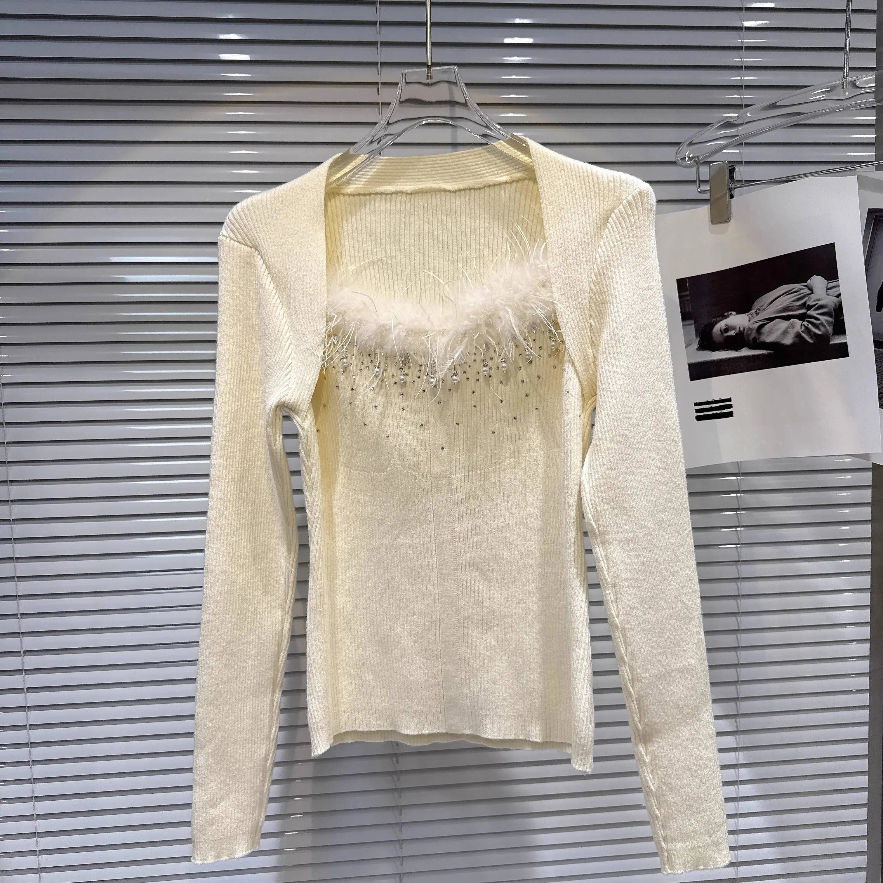 Winter New Elegant Fashion Shawl Slim Fit Knitted Sweater For Women Versatile Feather Patchwork Pullover 11A07523 Creamy-white One Size