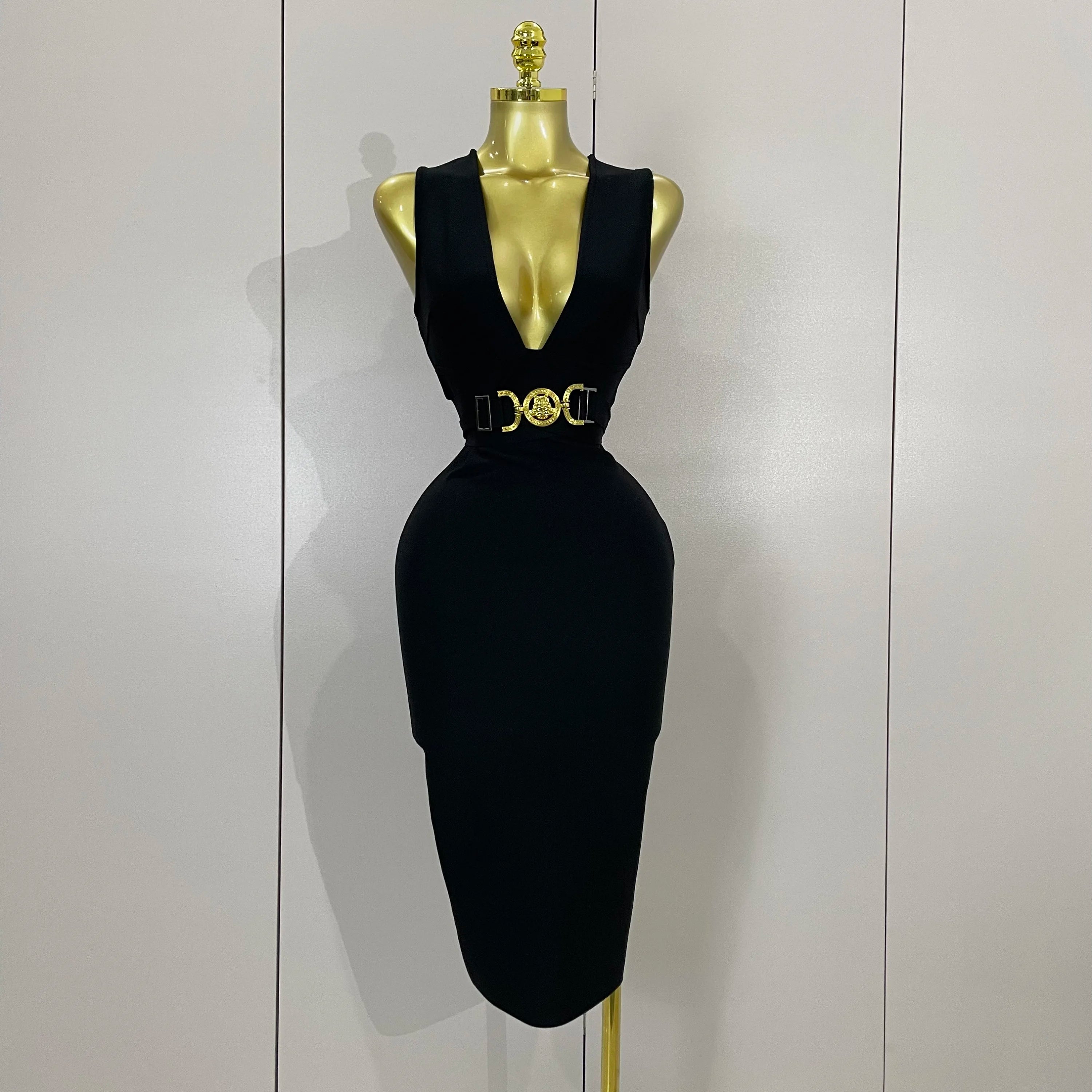 Women Elegance Sexy V-Neck Sleeveless Bodycon Bandage Dress Nightclub Party Evening Dress High Quality Luxury Birthday Dresses