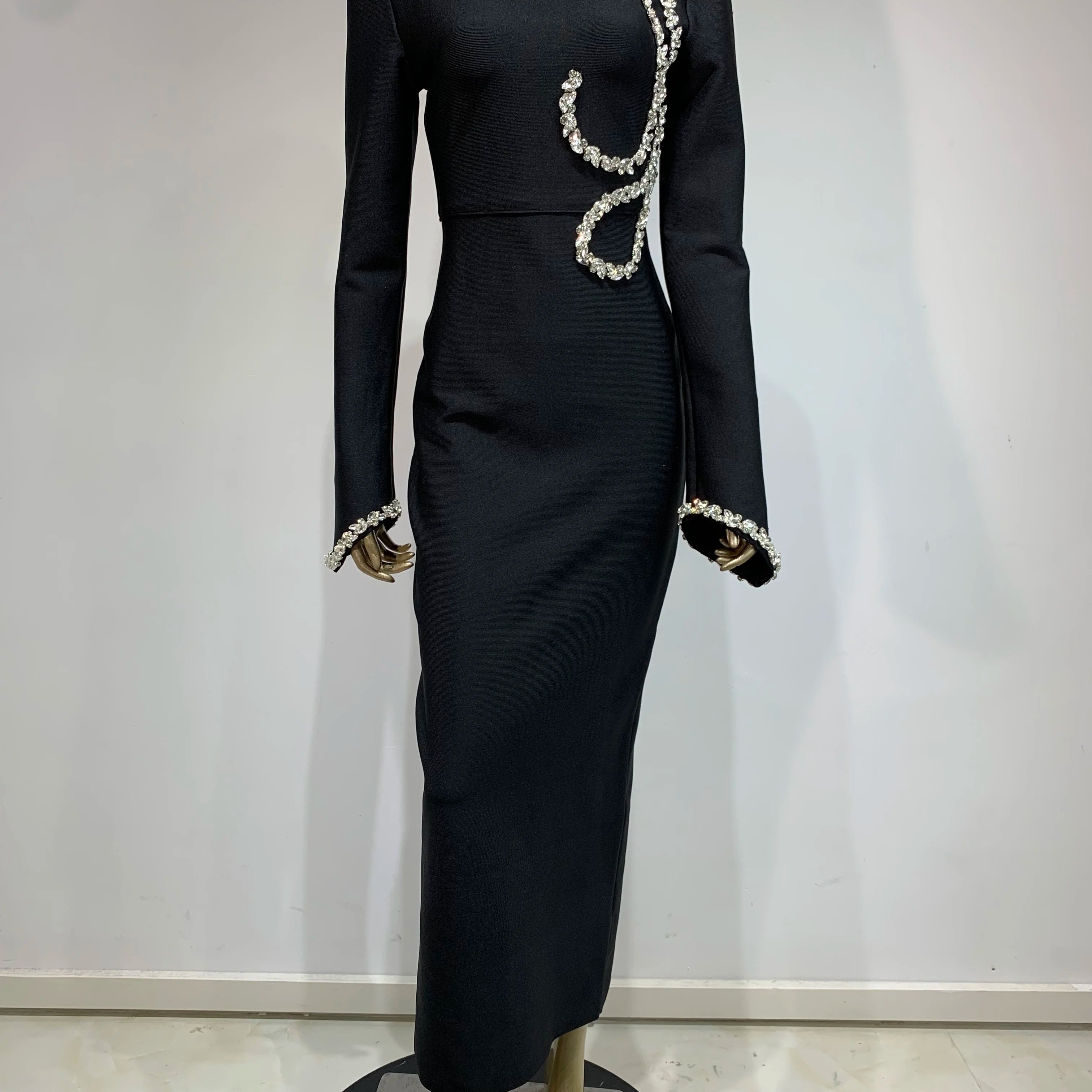 Women Winter Celebrity Sexy Turtleneck Diamonds Black Maxi Long Bodycon Bandage Dress 2024 Elegant Evening Club Party Dress