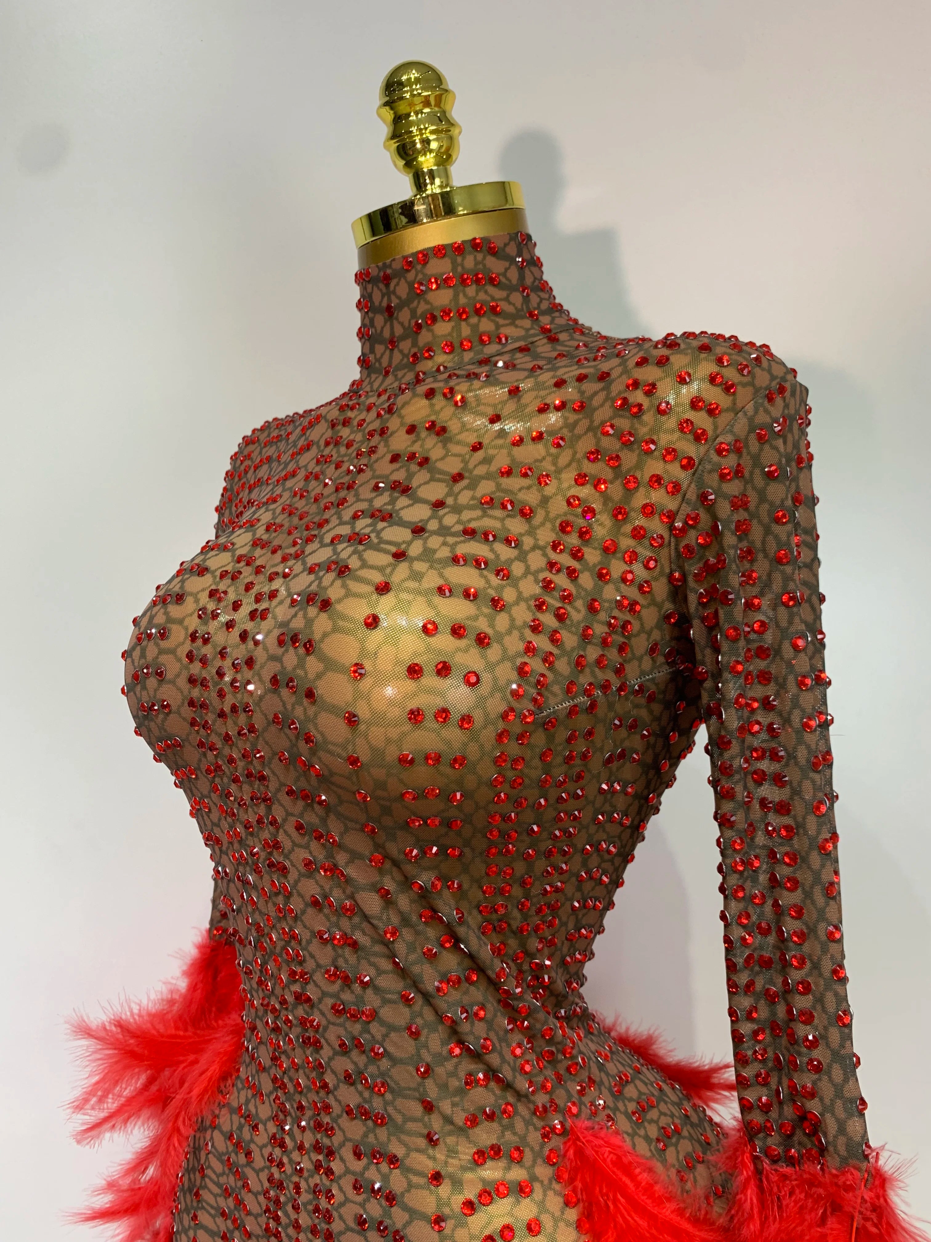 Women Luxury Birthday Dress Rhinestones Mesh Feathers Bodycon Mini Celebrity Evening Club Party Dress Nightclub Stage Outfit
