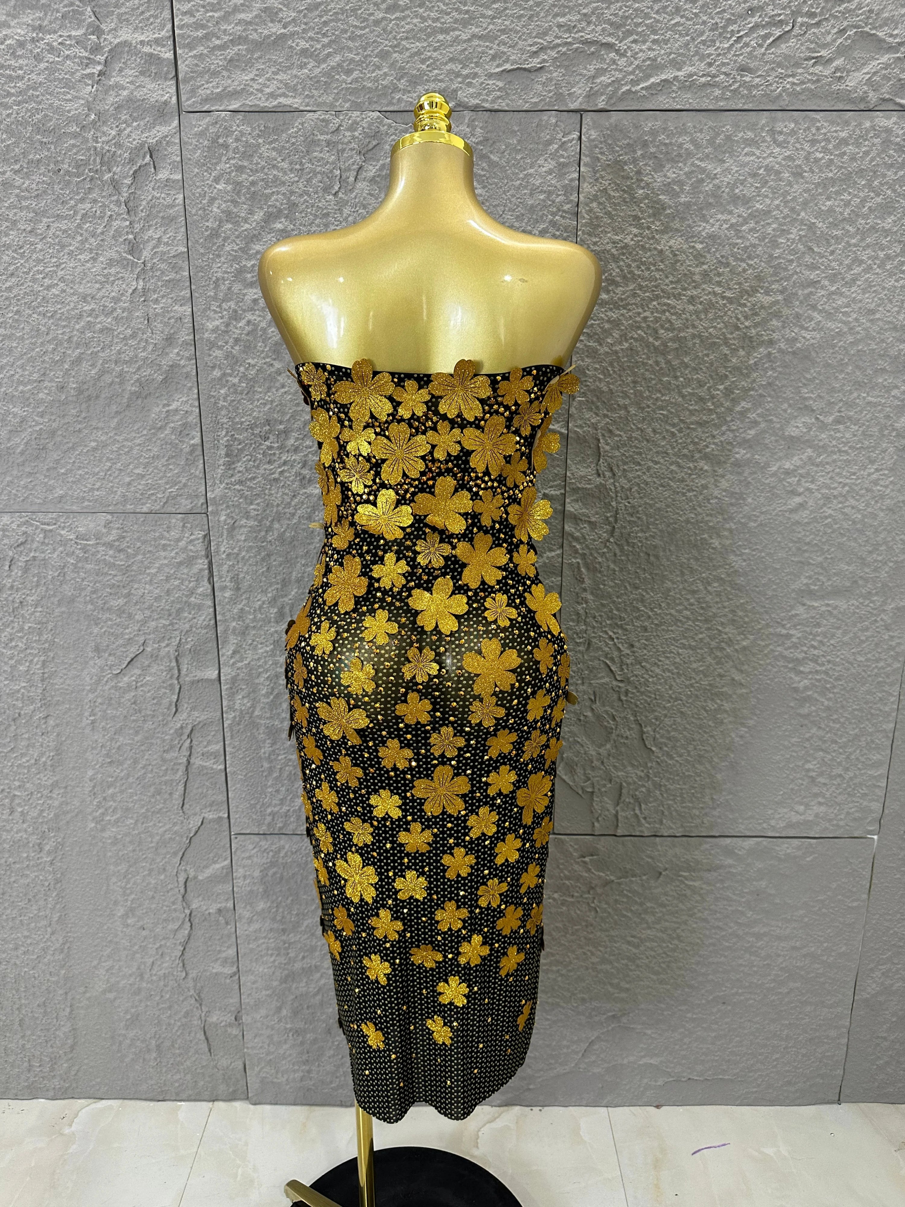 Sparkly Women Sexy Strapless Slim-fit 3D Flower Evening Gala Party Nightclub Cocktail Party Stage Performance Costume
