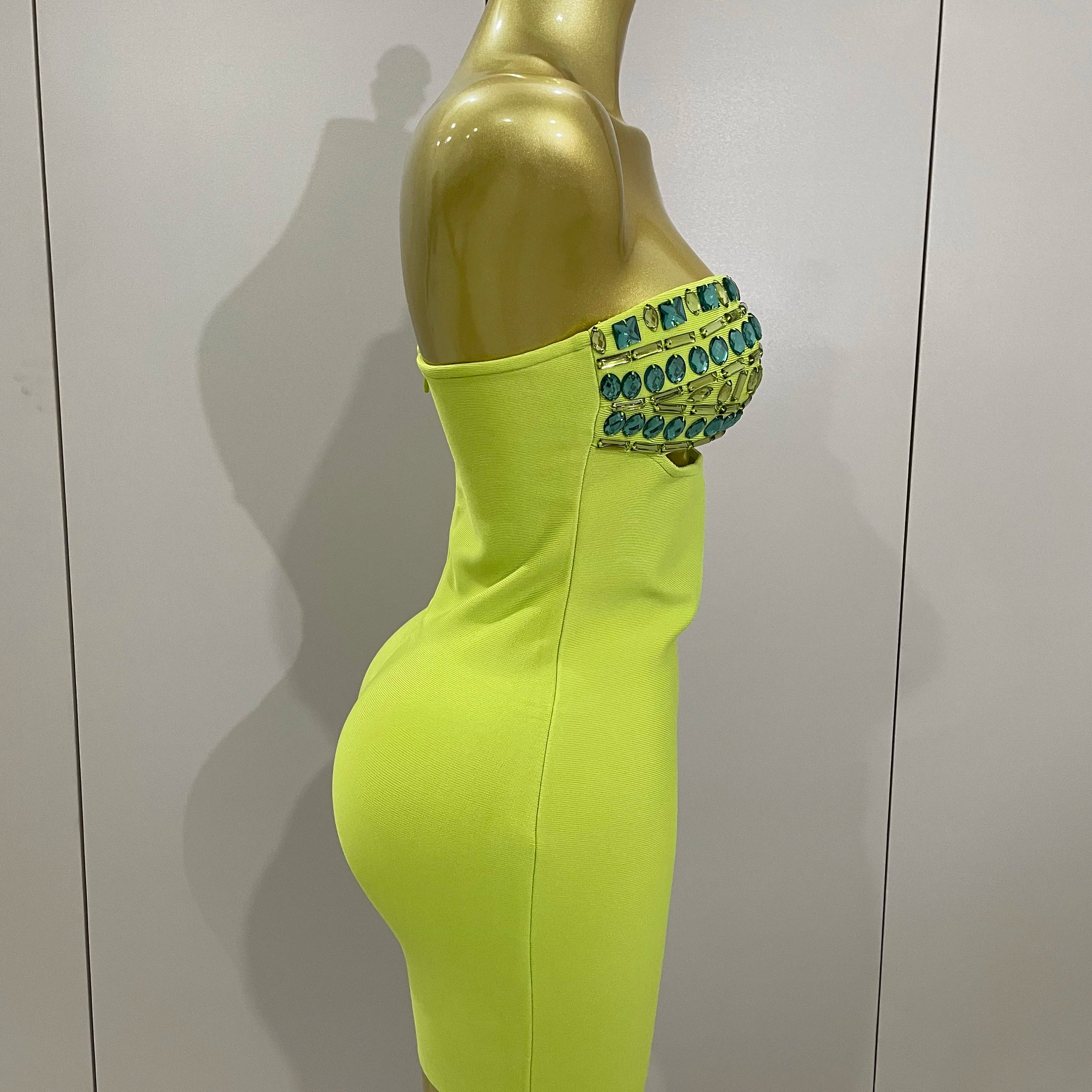 2025 Luxury Sexy Strapless Sparkly Diamond Cut Out Bodycon Bandage Dress Women Celebrity Elegant Evening Party Birthday Outfit