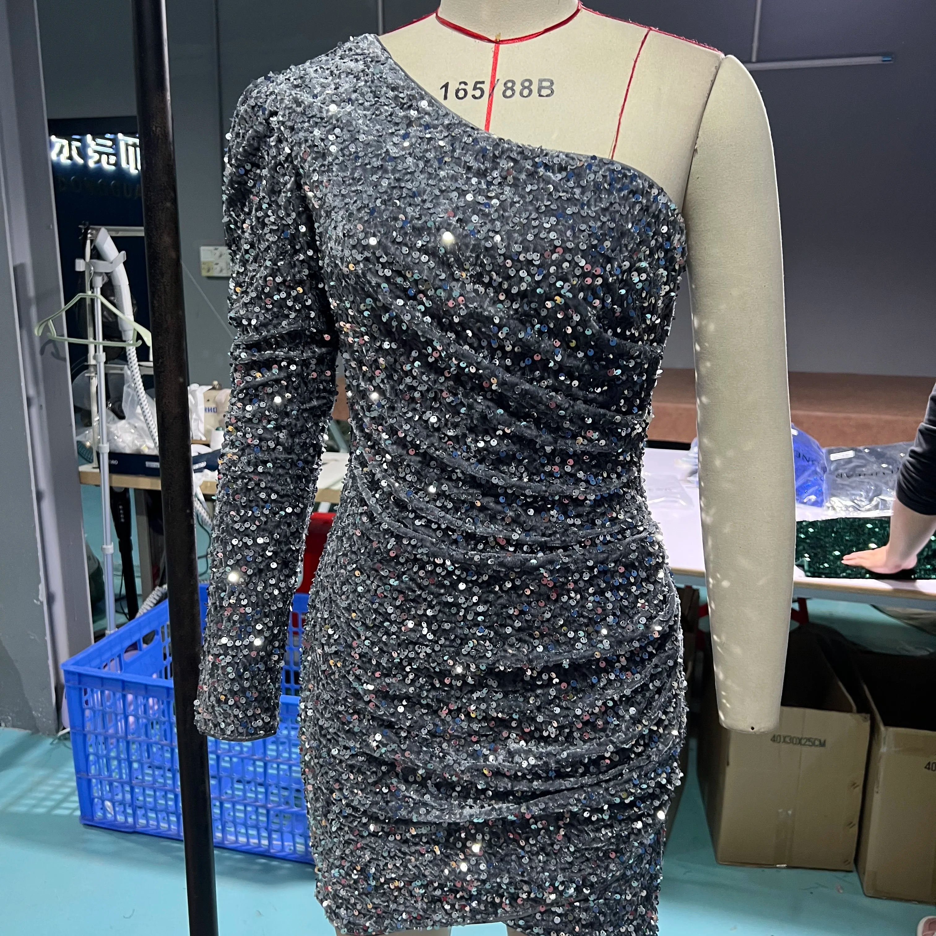 Yissang Elegant Dress Black One Shoulder Sexy Cocktail Dress Summer Dress Fashion Irregular Sleeveless Sequin Dress For Party