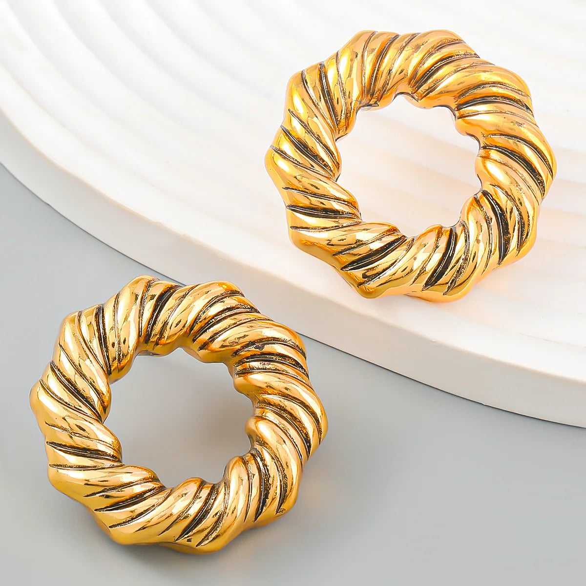 Statement Choker Woman Luxury Gold Color Metal Hoops Necklace Accessories For Women Fashion Exaggerated Necklaces Earrings