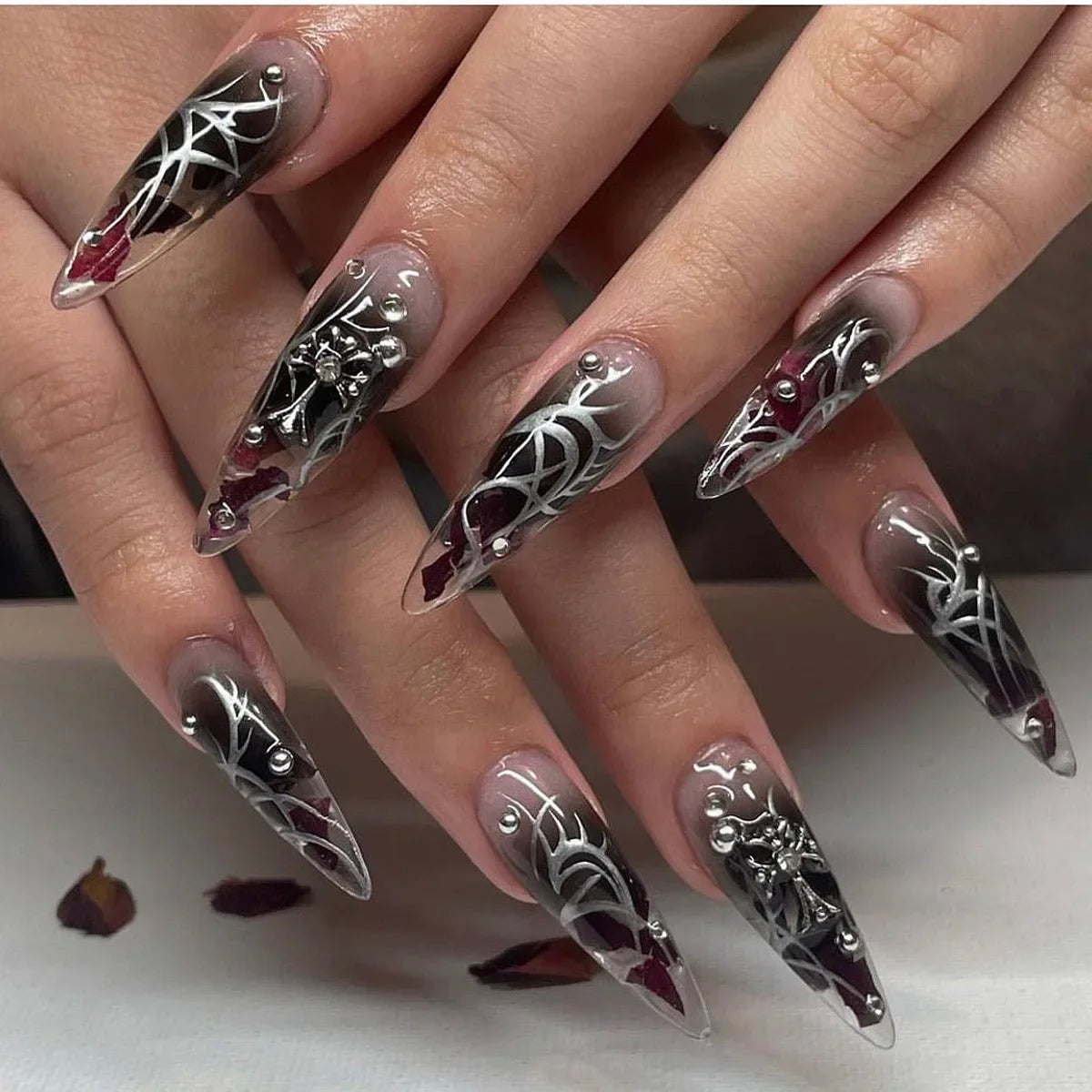 Punk Cool Style Black Flame Love Heart Press on Nails Butterfly Star Long Pointed False Nails Art Fake Nails Charms Y2K Manicure MT2028JP2808