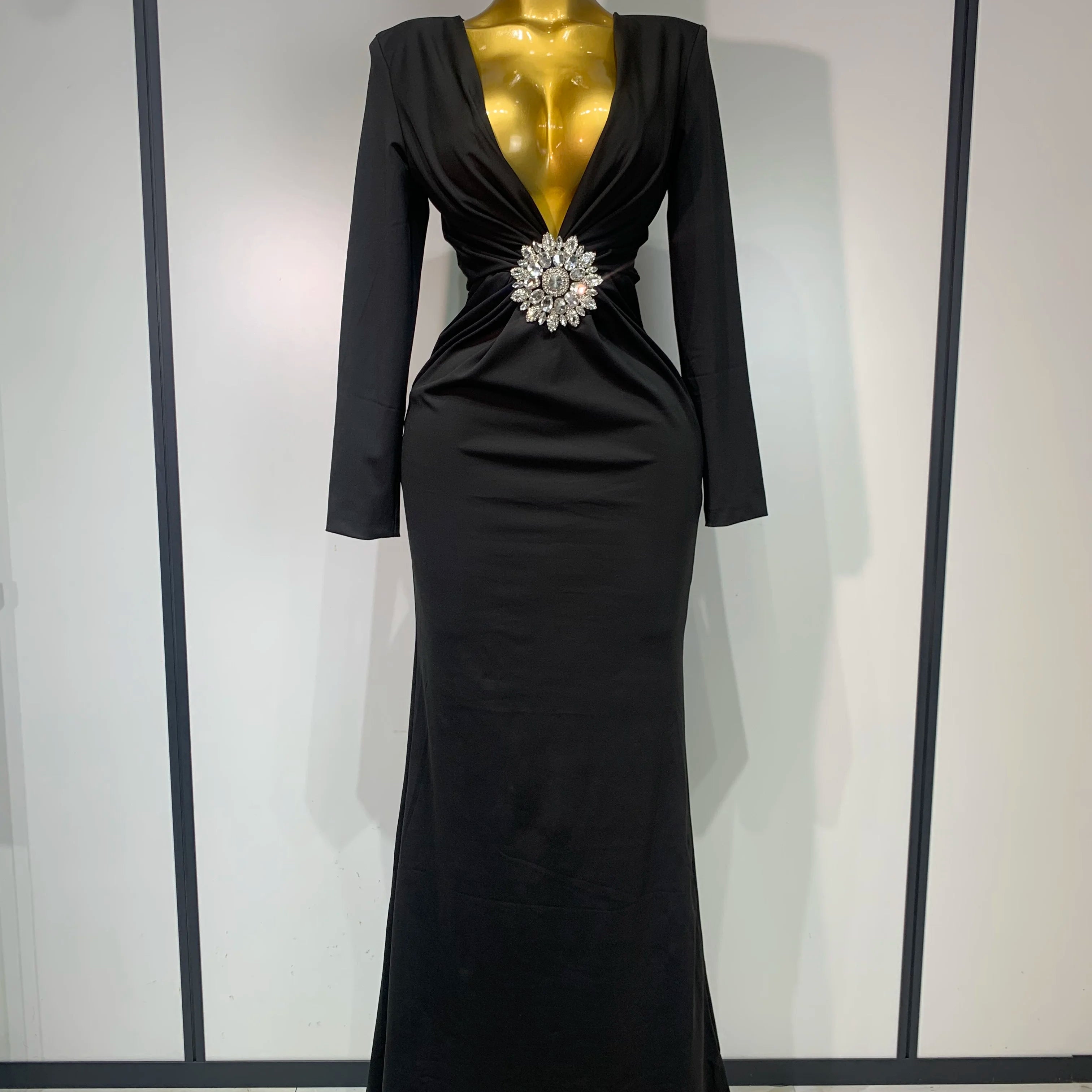 Black Diamond Bodycon Maxi Dresses Women Sexy Deep V Neck Long Sleeves Gowns Runway Party Wear 2025 Elegant Evening Party Dress black