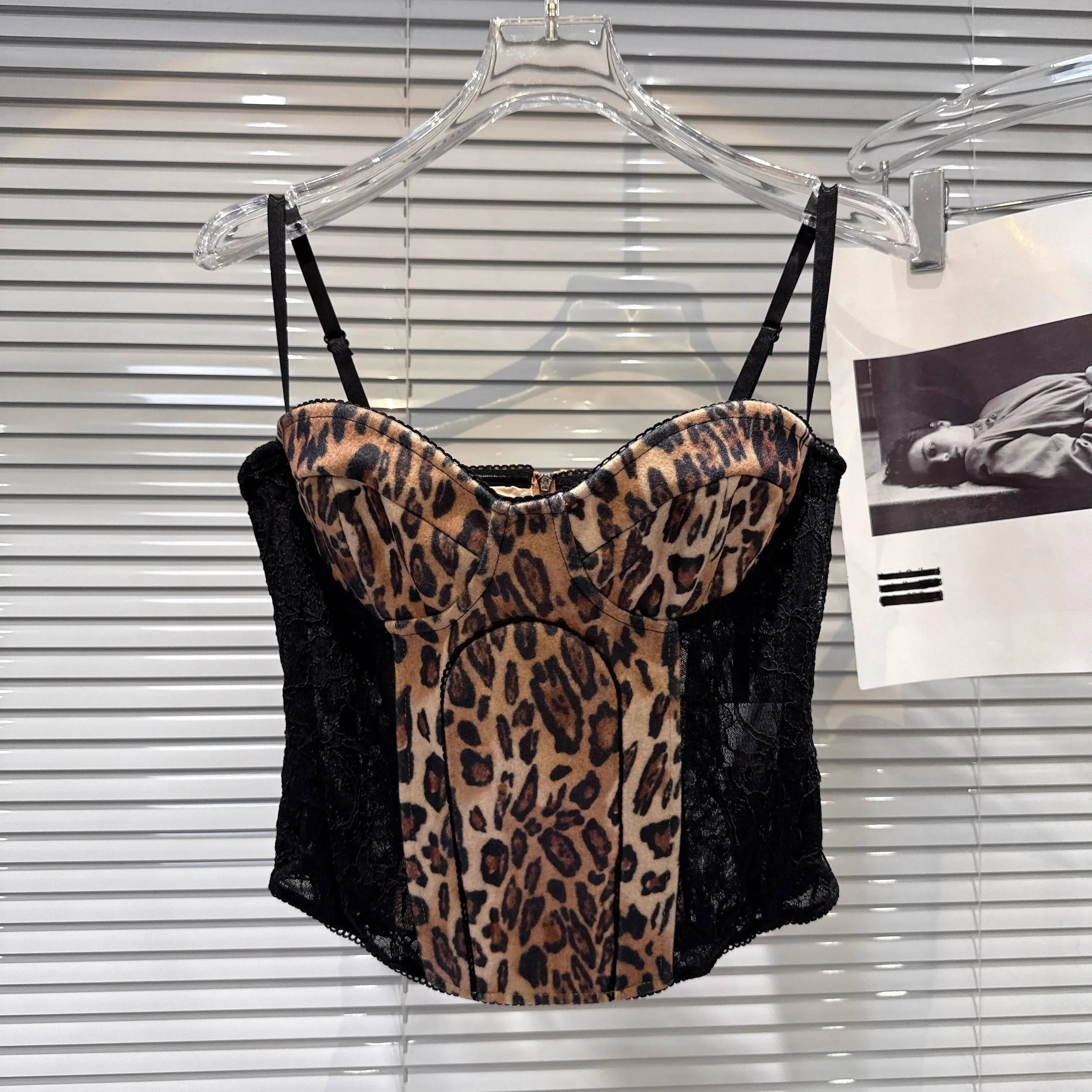 Winter New Trendy Fashion Furry Tie Shawl For Women Leopard Print Fishbone Backless Strap Camisole Female 11A07942 only Camisole