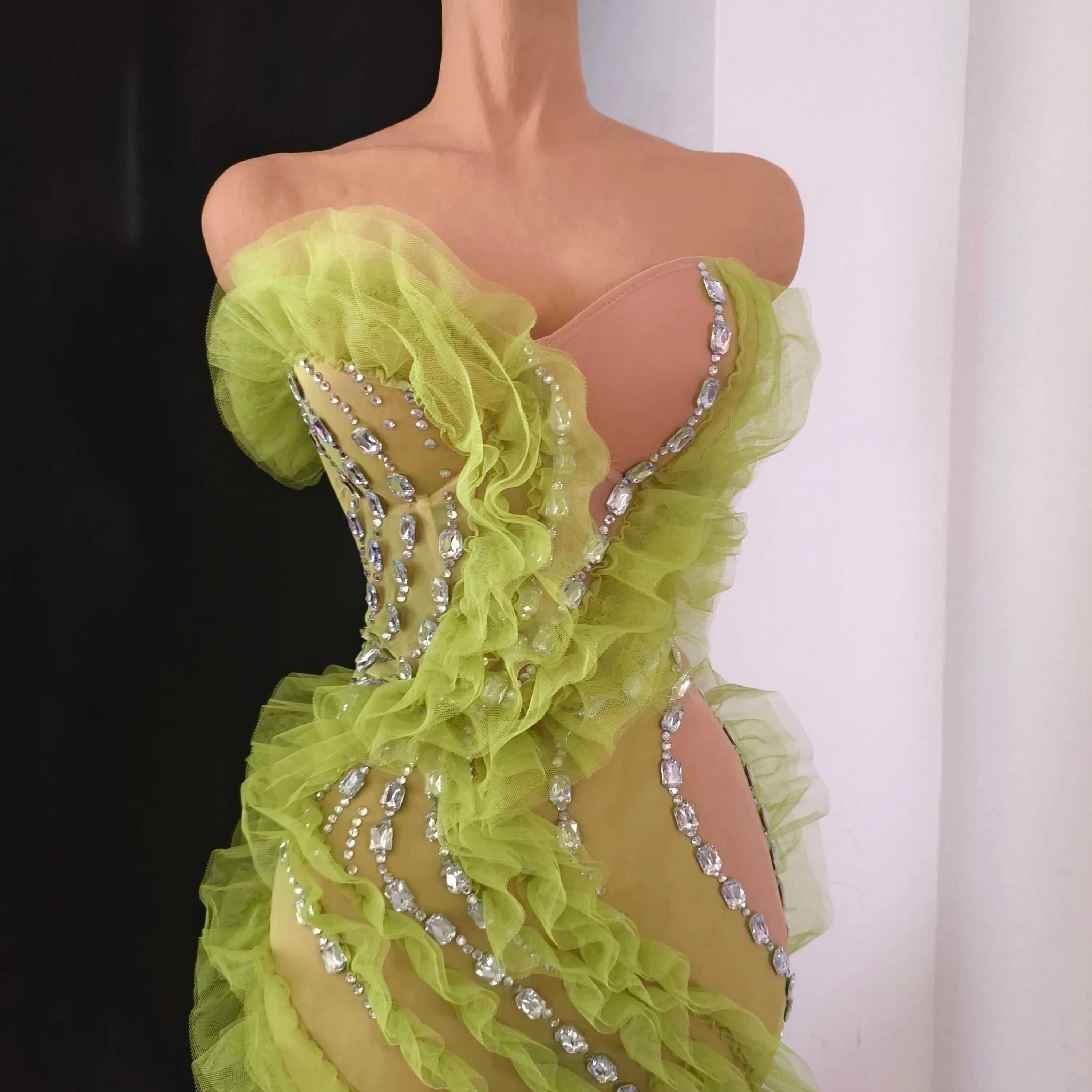 Sparkly Green Sheer Mesh Flowy Ruffle Crystal Rhinestone Dress Slim-fit Nightclub Party Stage Performance Clubwear Outfit