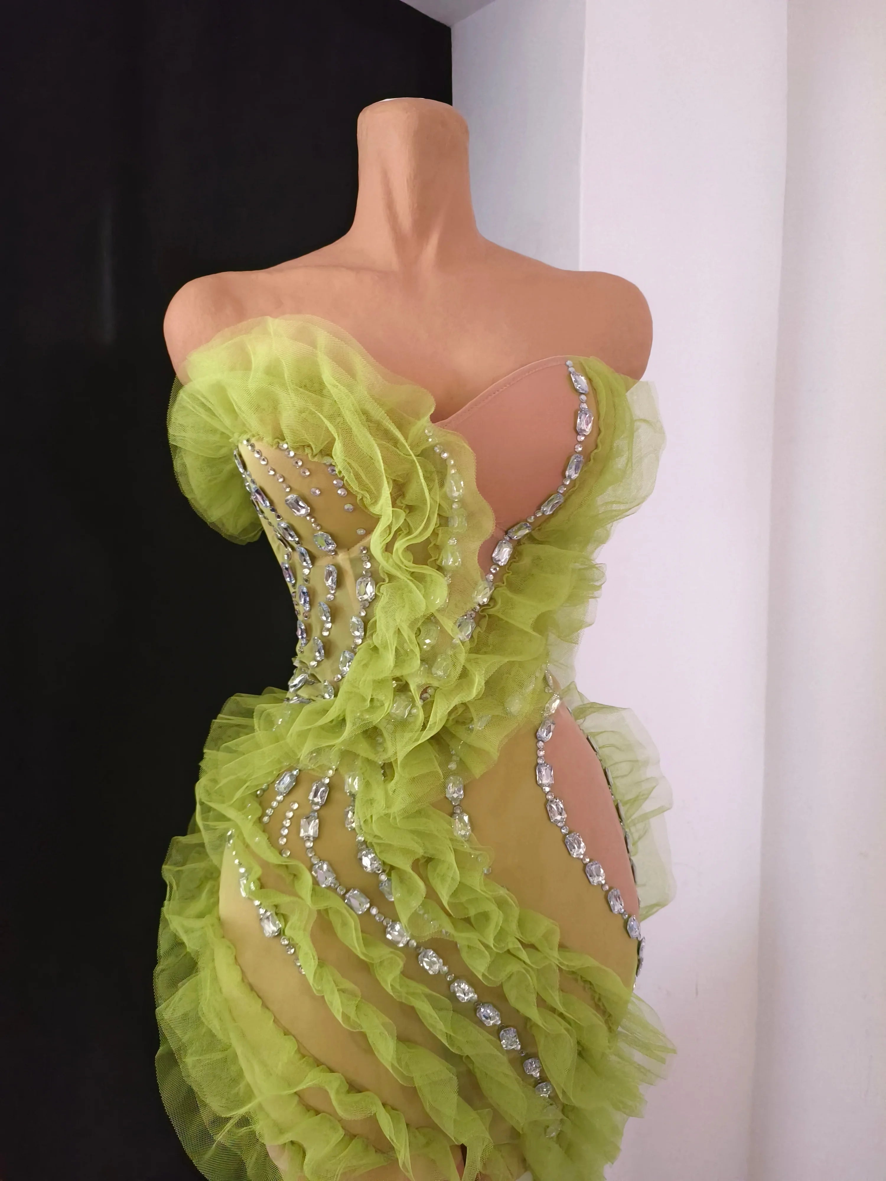 Luxury Green Sheer Mesh Ruffle Dress Neck Crystal Rhinestone Trim Cut Out Slim Fit Evening Wedding Guest Cocktail Party Dress