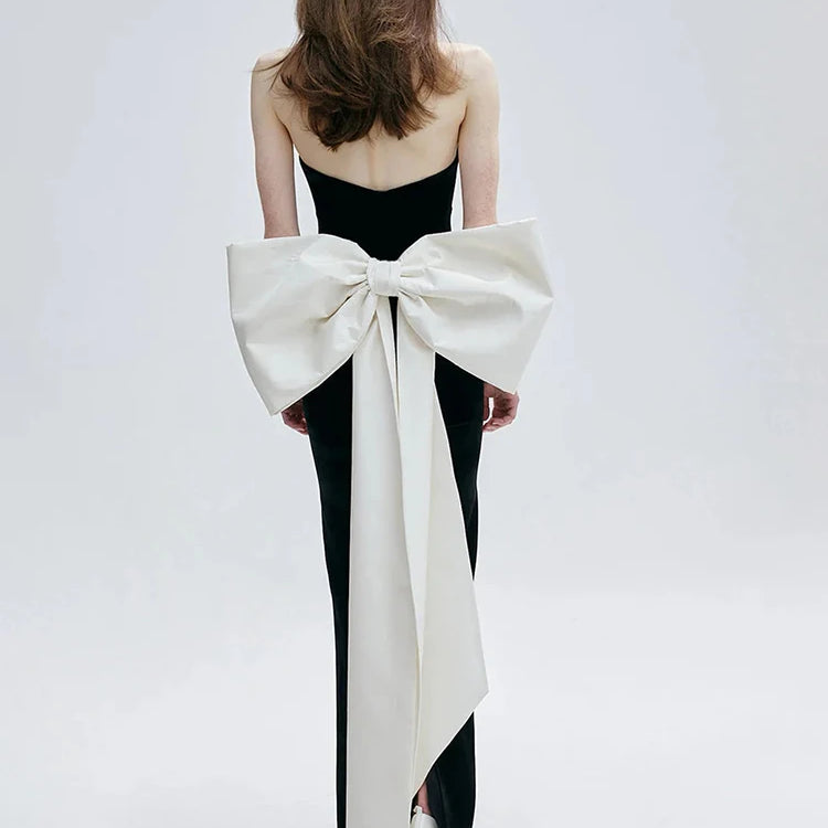 Glamorous Black Mermaid Strapless V-Neck Dress Gown with Bow Detail for Galas Wedding Party