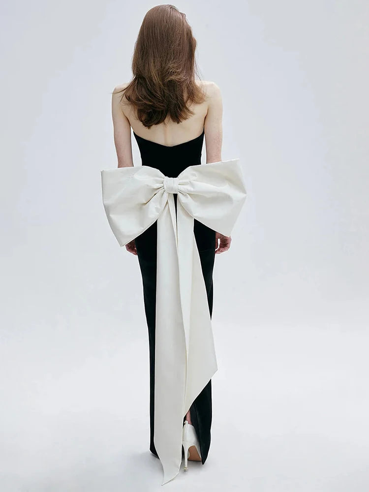 Glamorous Black Mermaid Strapless V-Neck Dress Gown with Bow Detail for Galas Wedding Party