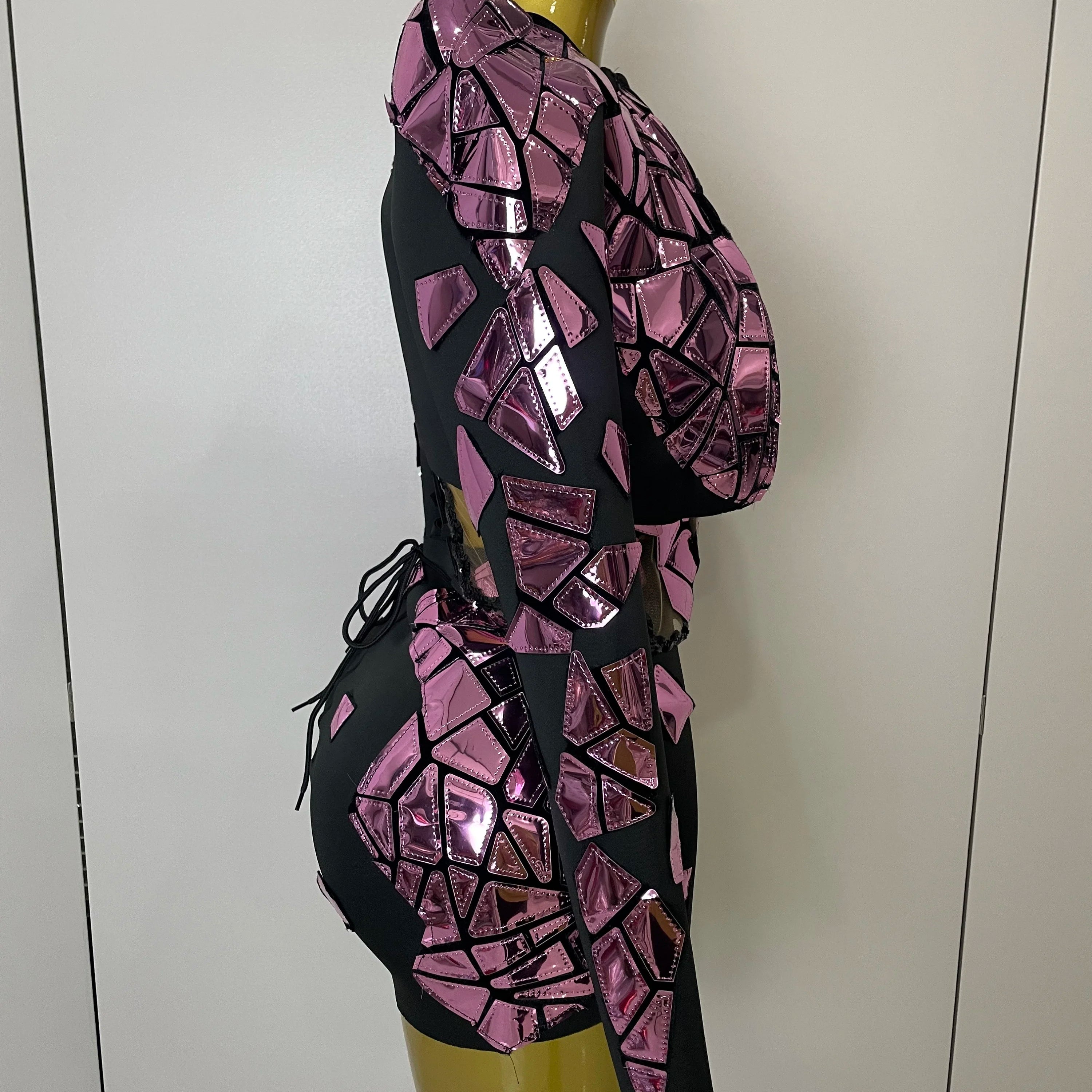 STOCK 2025 Women Sexy Pink Glitter Sequin Mirrors Short Skirt 3pcs Set Birthday Party Nightclub Queen Drag Stage Costume